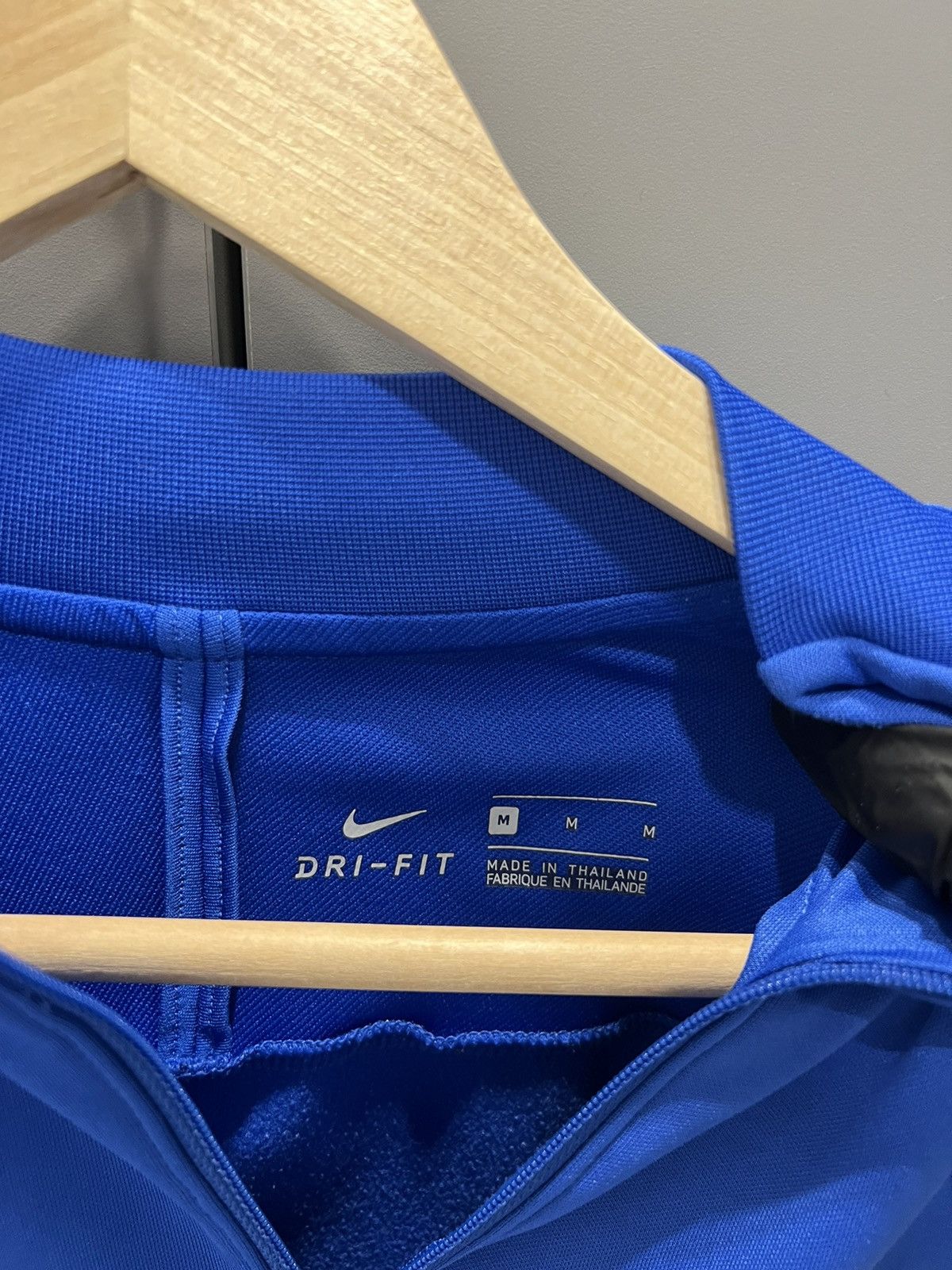 Nike Vintage Nike Inter Milan Soccer Jersey Long Sleeve Size US M / EU 48-50 / 2 - 11 Thumbnail