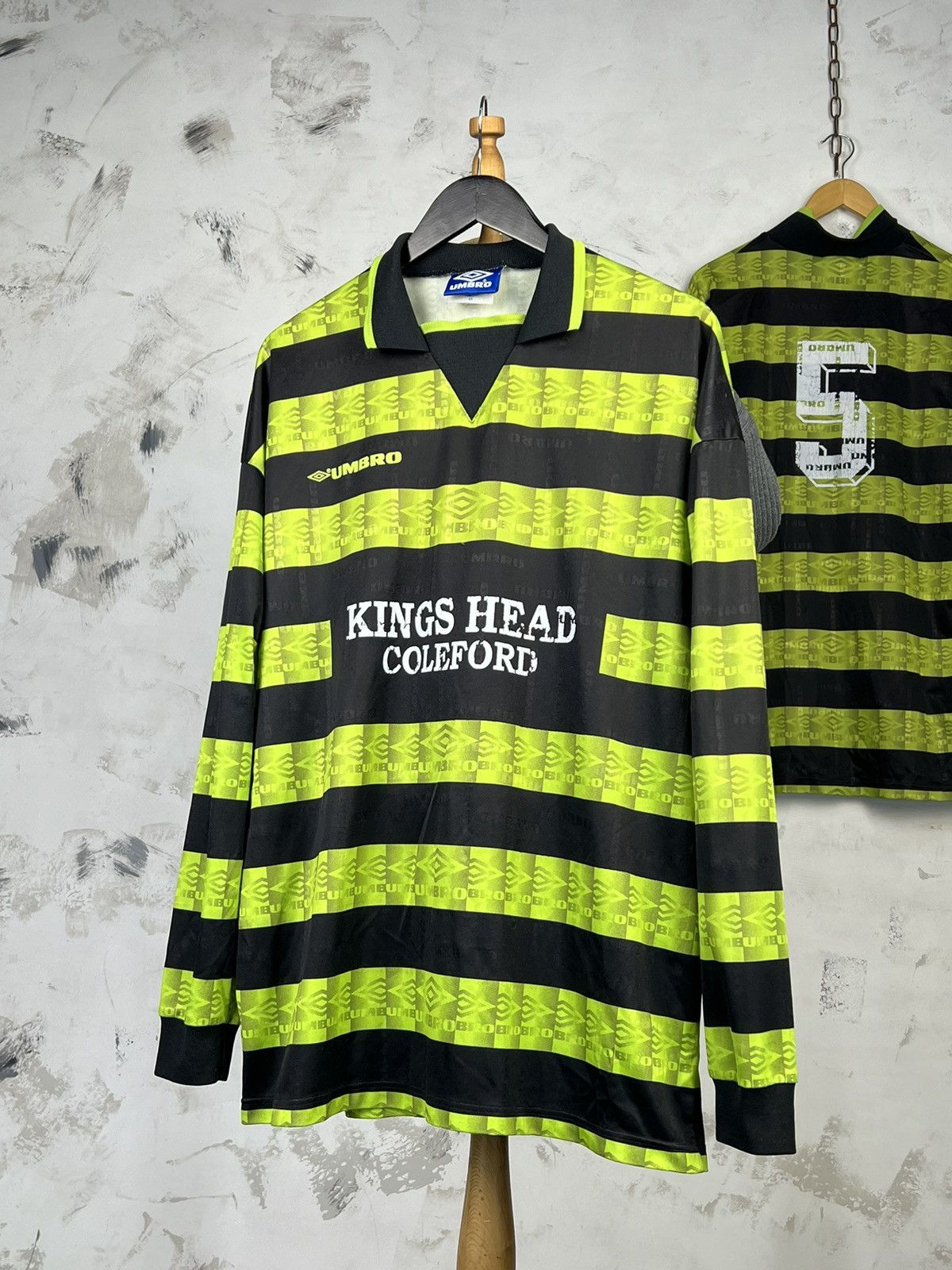Umbro Umbro Jersey 7 Kings Head Colford Long Sleeve Shirt Size XL Size US XL / EU 56 / 4 - 1 Thumbnail
