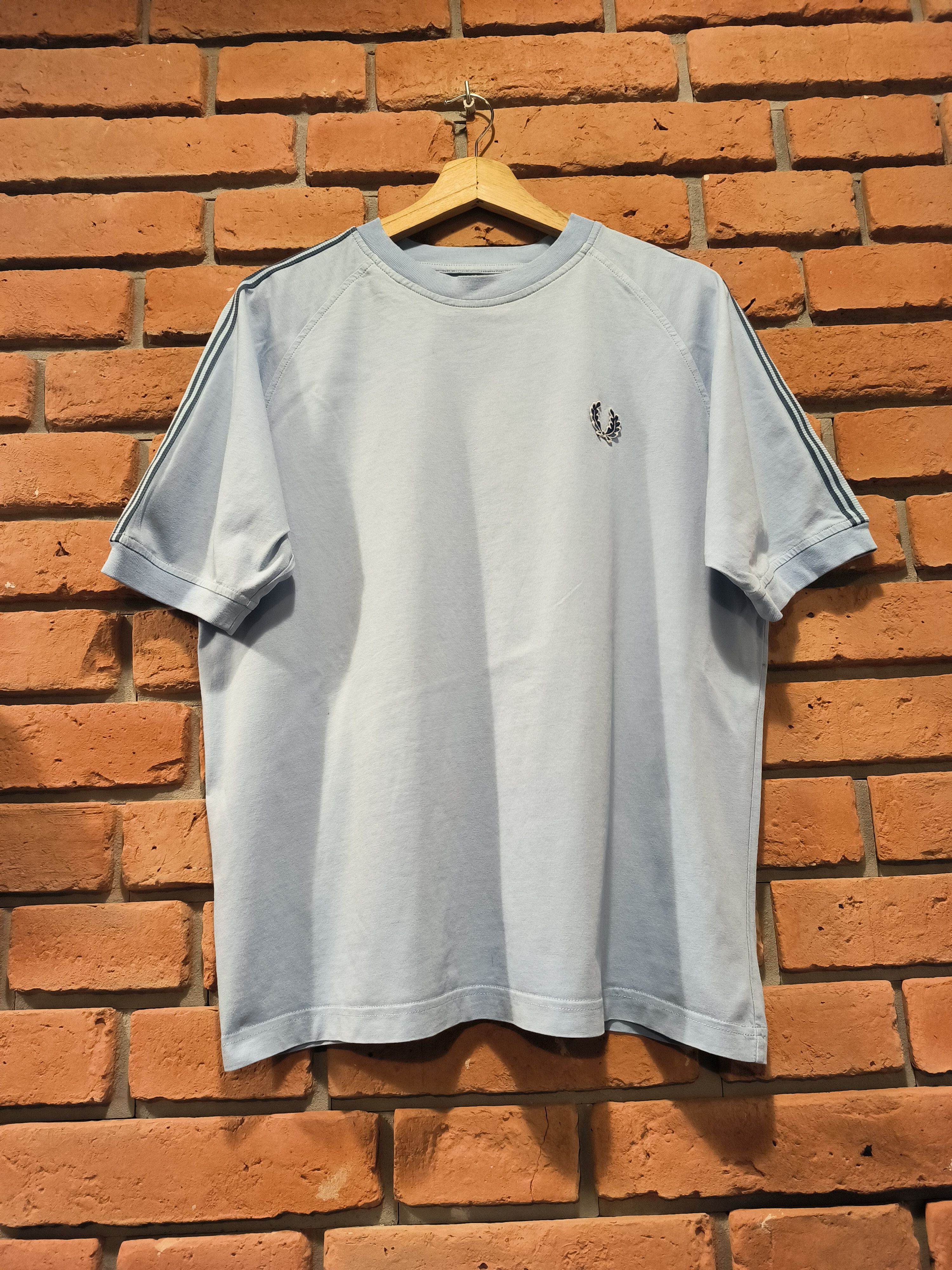 Fred Perry × Vintage Vintage Fred Perry T-Shirt Baby Blue Tee Logo Size US M / EU 48-50 / 2 - 1 Thumbnail