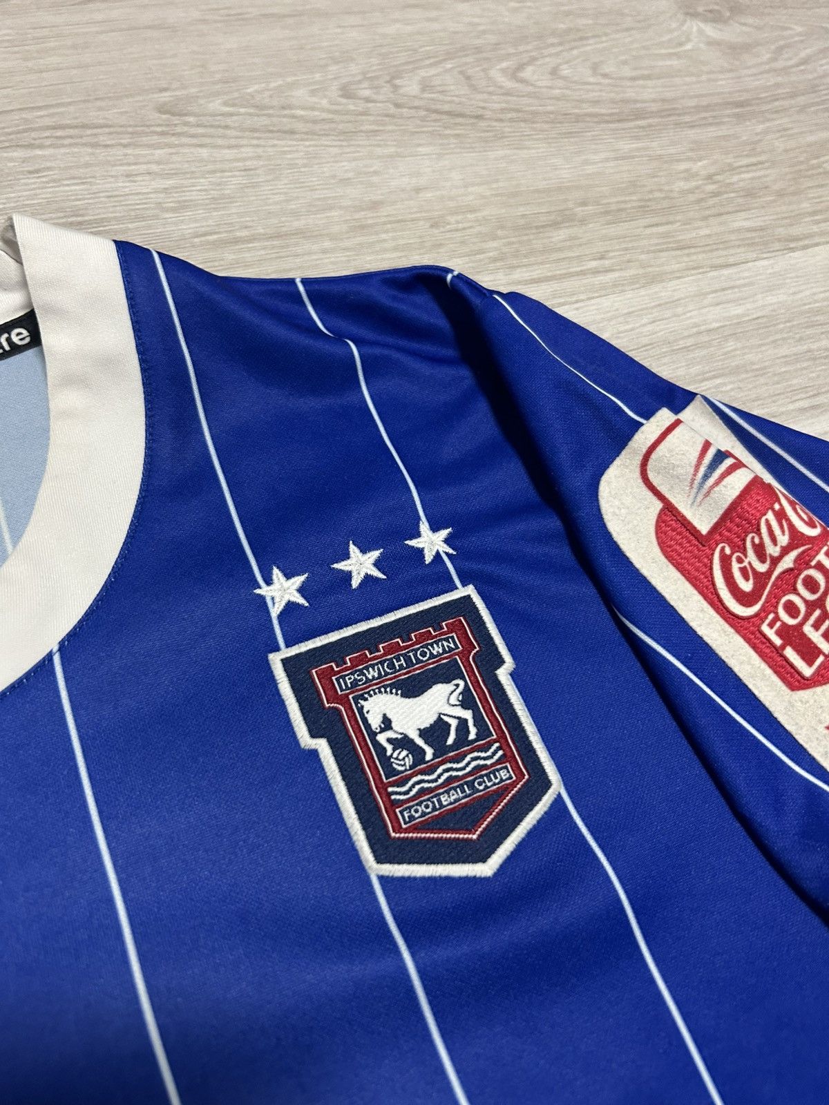Vintage Vintage Mitre Ipswich Town 2007/08 Home shirt #14 LEE s Size US S / EU 44-46 / 1 - 6 Thumbnail