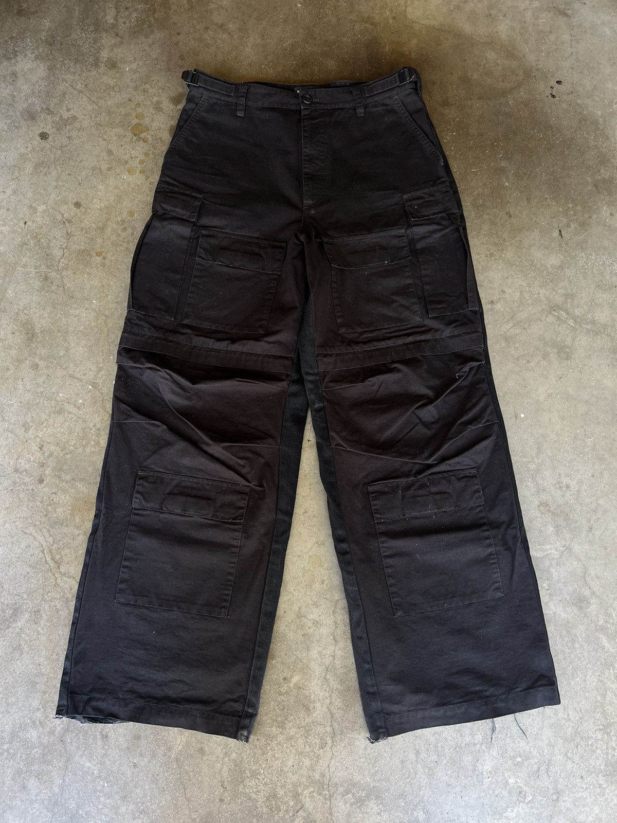 Balenciaga SS22 Balenciaga Hybrid Pants Black Size US 34 / EU 50 - 1 Thumbnail