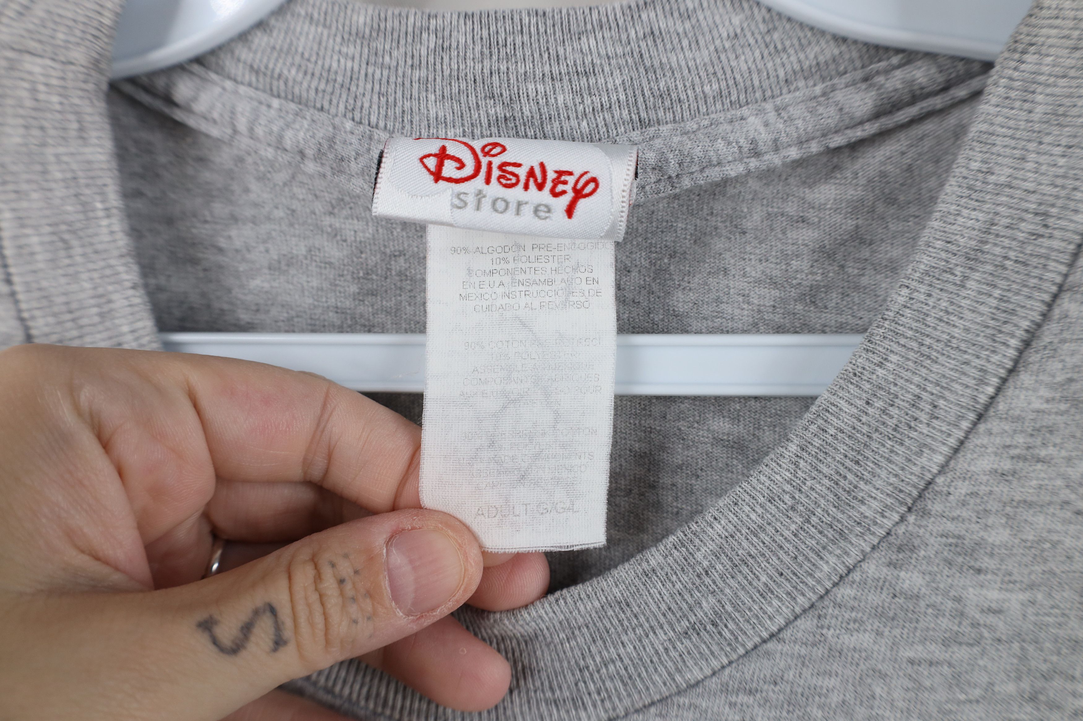 Disney Vintage 90s Disney Winnie the Pooh Short Sleeve T-Shirt Size L / US 10 / IT 46 - 9 Thumbnail