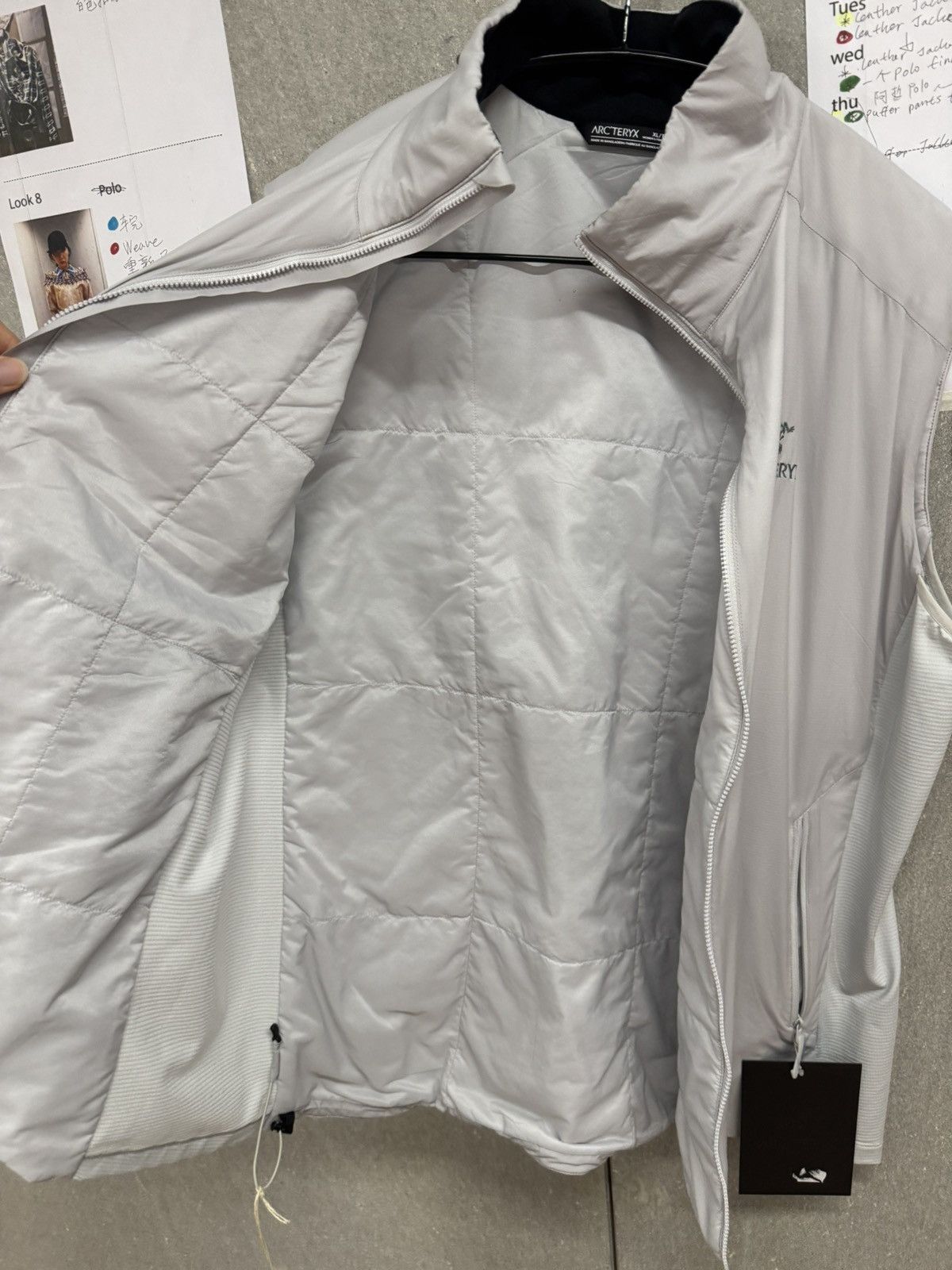 Arc'teryx Arcteryx ATOM SL lightweight solid-color sports vest Size US XL / EU 56 / 4 - 6 Thumbnail