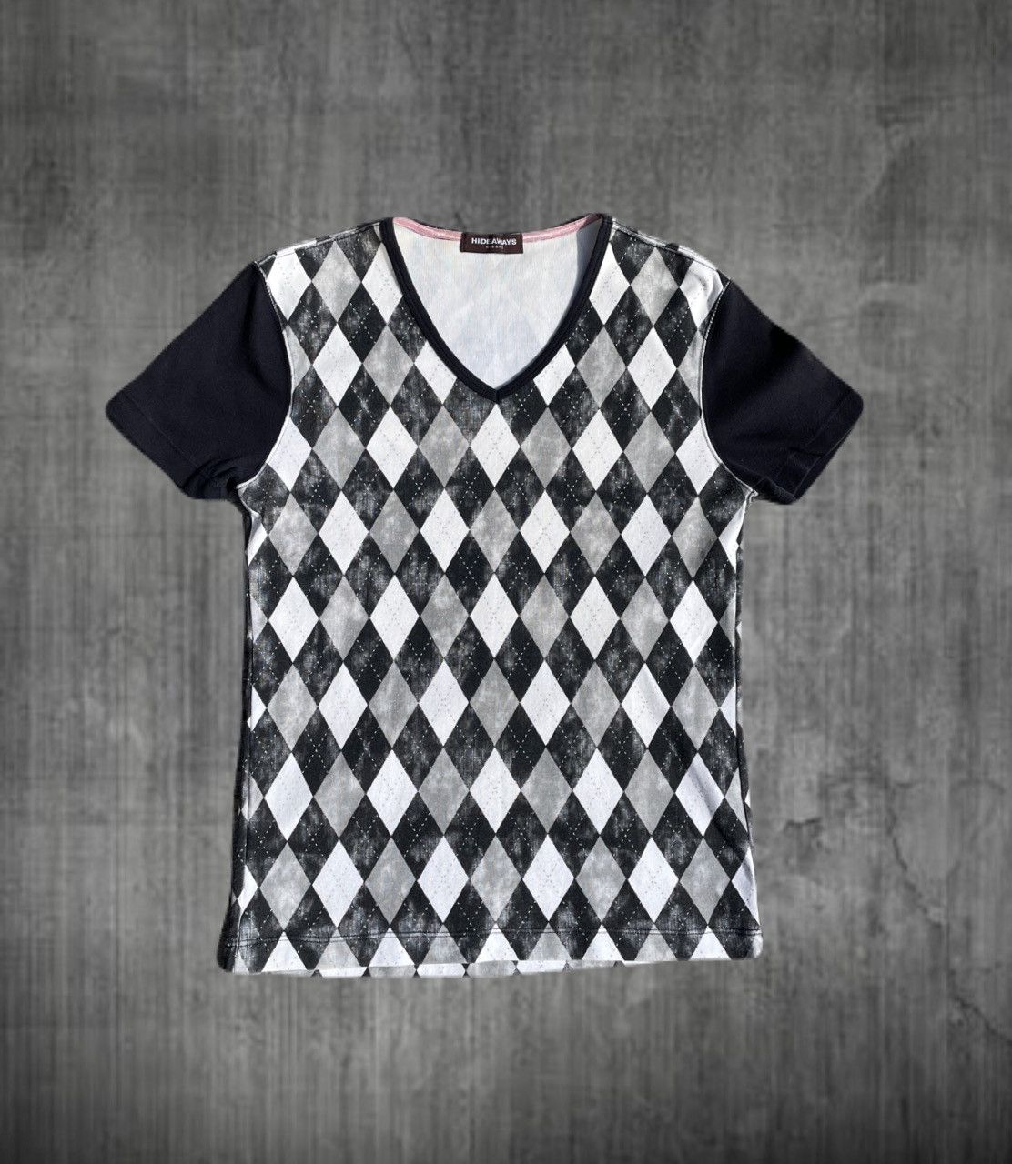 If Six Was Nine 2000s Japanese archive Vkei Argyle V-Neck Tee Gyaruo Size US XS / EU 42 / 0 - 1 Thumbnail