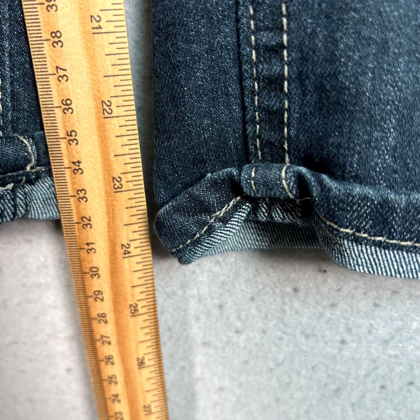 Vintage Wallflower Distressed Denim Skinny Jeans Size 5 Dark Wash Cotton Blend Women's Jeans Skinny Distressed Wallflower Jeans 5 Dark Wash Women Size 27" / US 4 / IT 40 - 7 Thumbnail