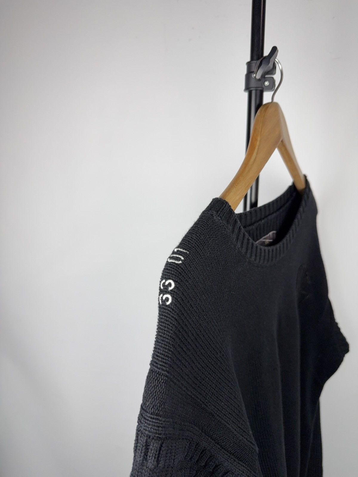 G-Star Avant Garde 00s G-Star RAW Black Knit Sweater Embossed Logo Size US XL / EU 56 / 4 - 11 Thumbnail