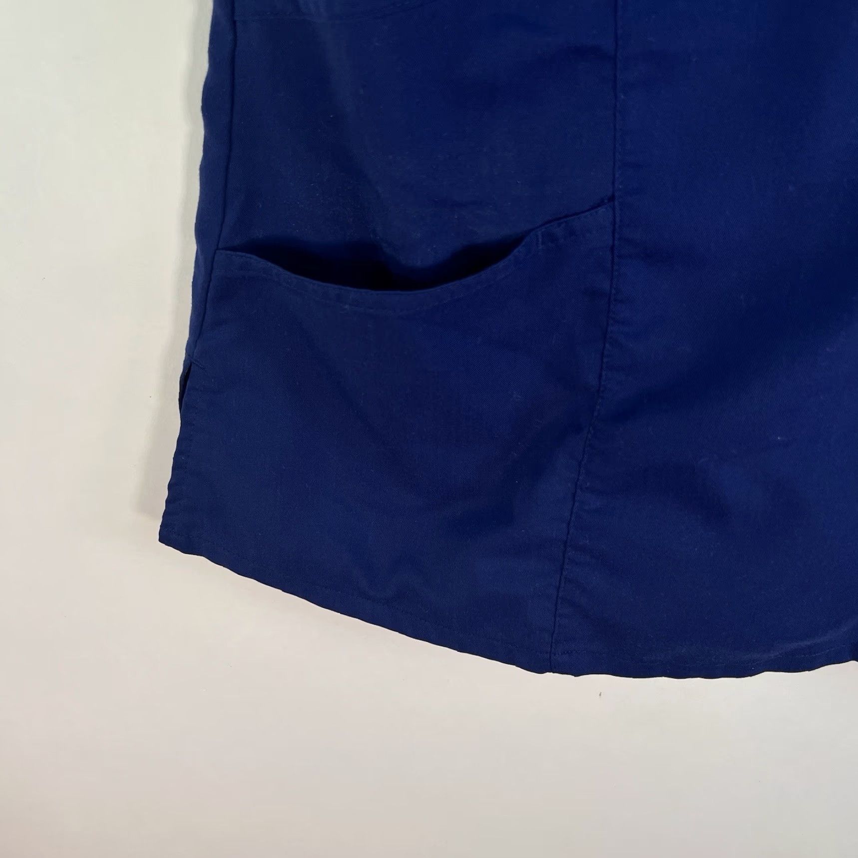 Vintage Grey's Anatomy Medical Scrub Top Women's Size S Solid Blue Fitted Cotton Size S / US 4 / IT 40 - 2 Thumbnail