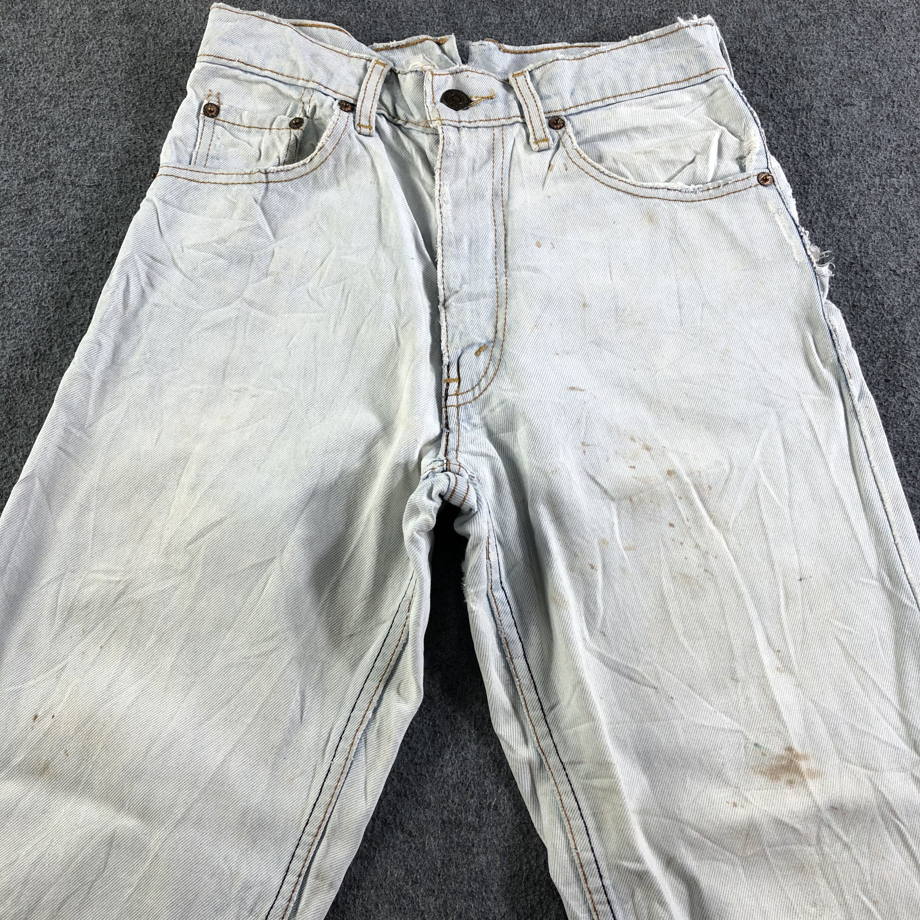 Levi's Vintage 90s Light Wash Levis Jeans-J3963 Size US 27 - 3 Thumbnail