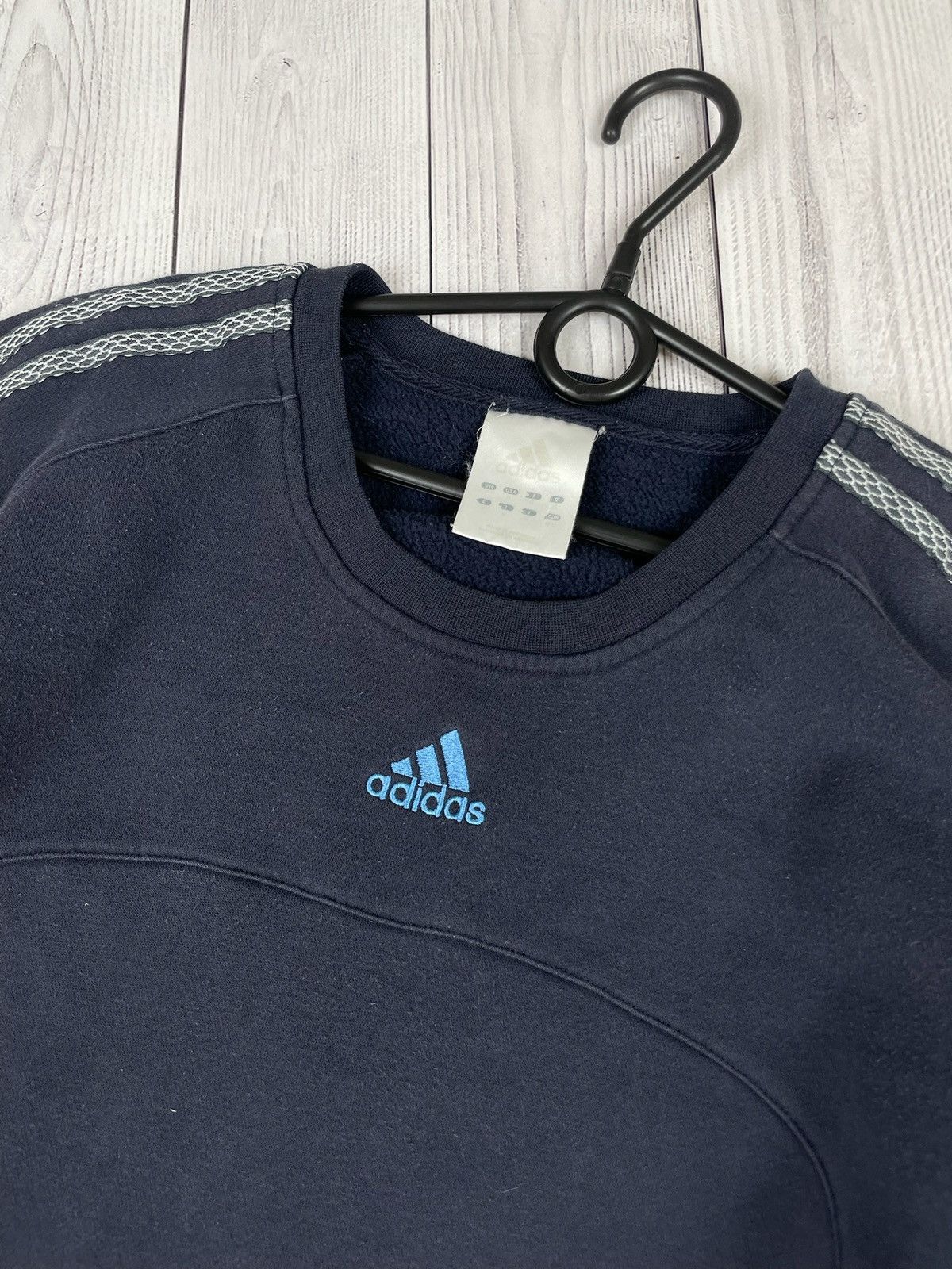 Adidas Vintage adidas sweatshirt size M rare striped Size US M / EU 48-50 / 2 - 2 Thumbnail