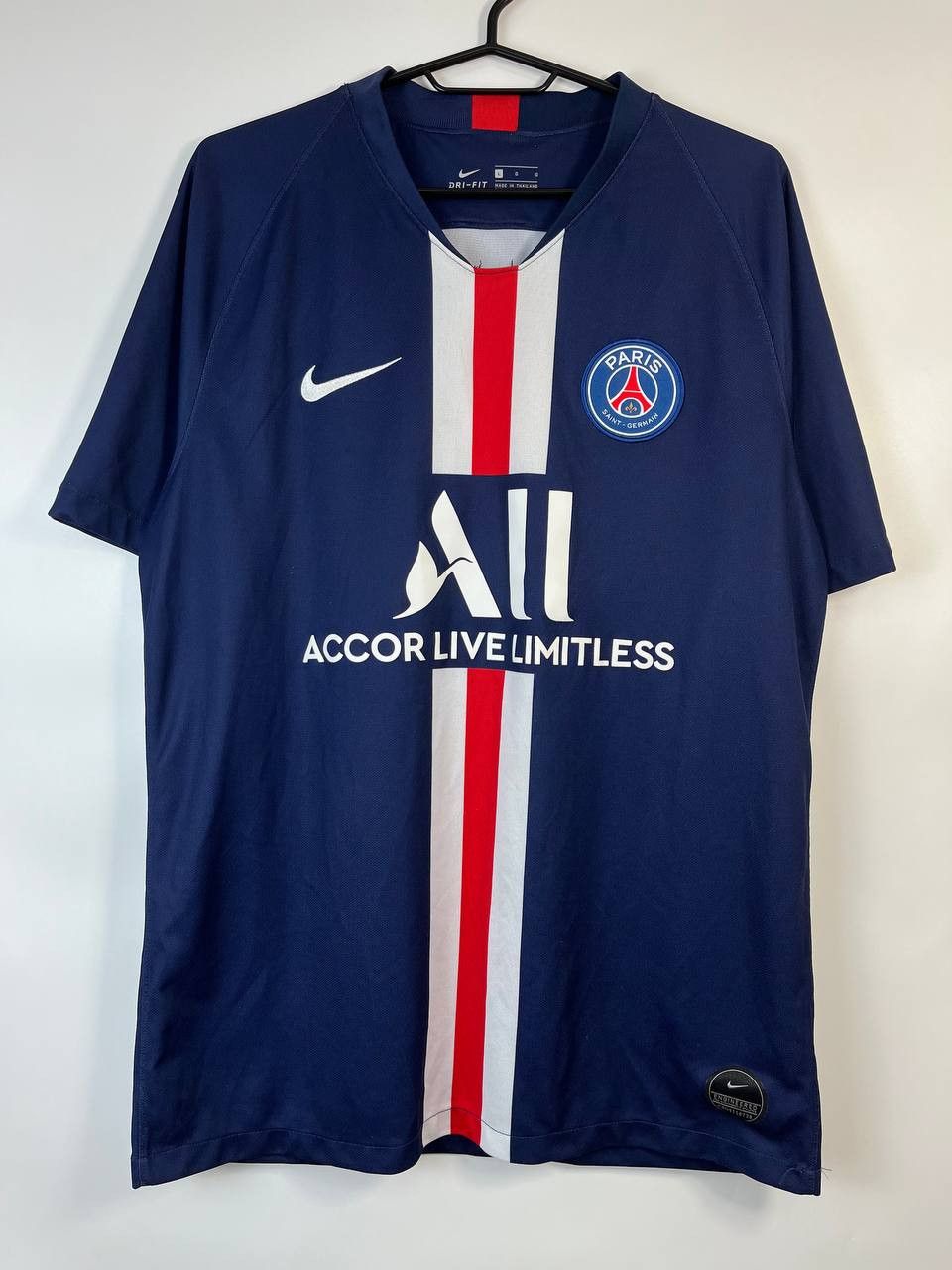 Nike PARIS SAINT-GERMAIN 2019 2020 HOME FOOTBALL NIKE SIZE L Size US L / EU 52-54 / 3 - 1 Thumbnail