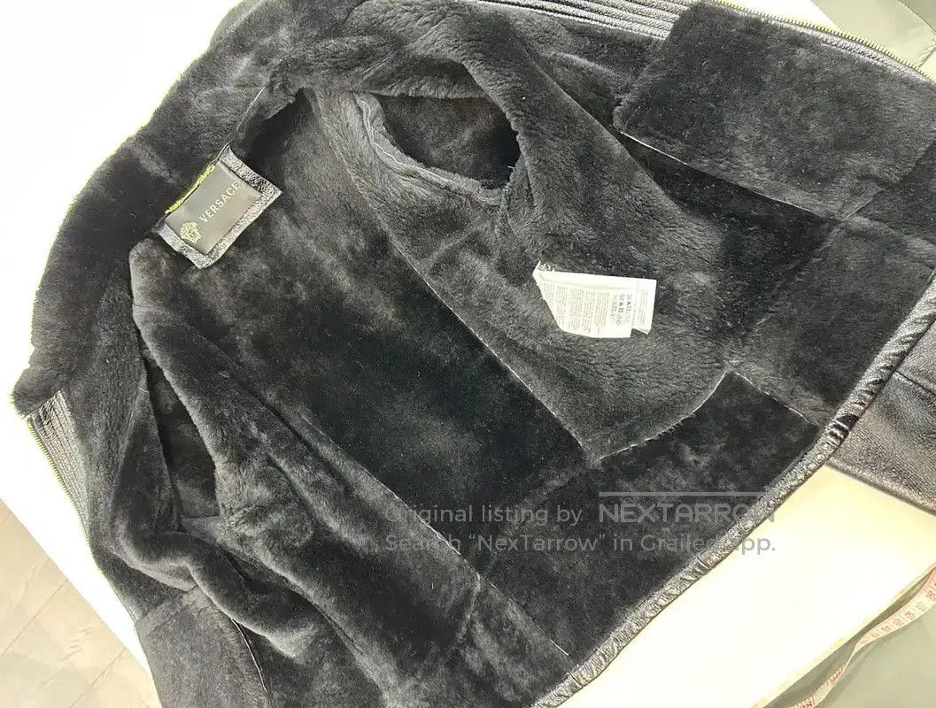 Versace Versace Black Leather Jacket with Faux Fur Collar . Size M / US 6-8 / IT 42-44 - 8 Thumbnail