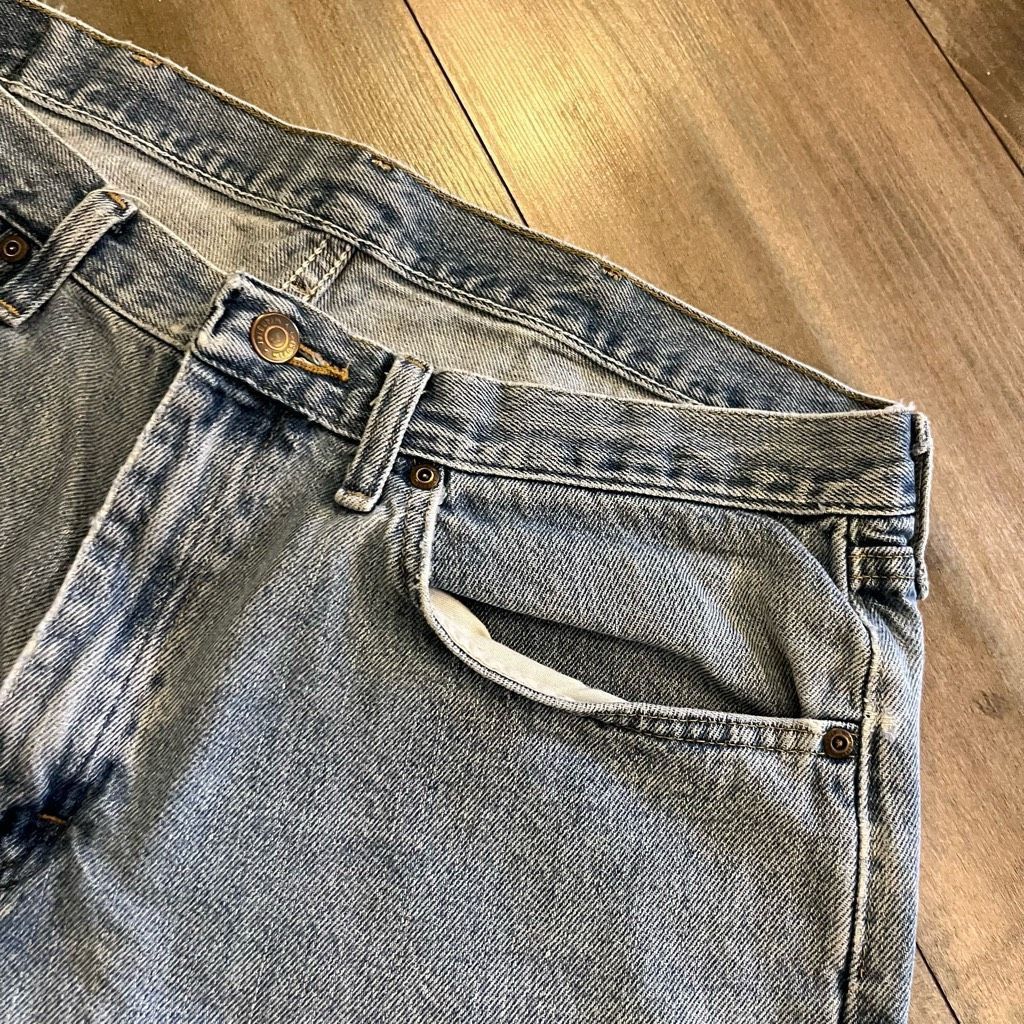 Wrangler Wrangler Medium Light Wash Y2K Denim Cargo Shorts Men 36 Size US 36 / EU 52 - 2 Thumbnail