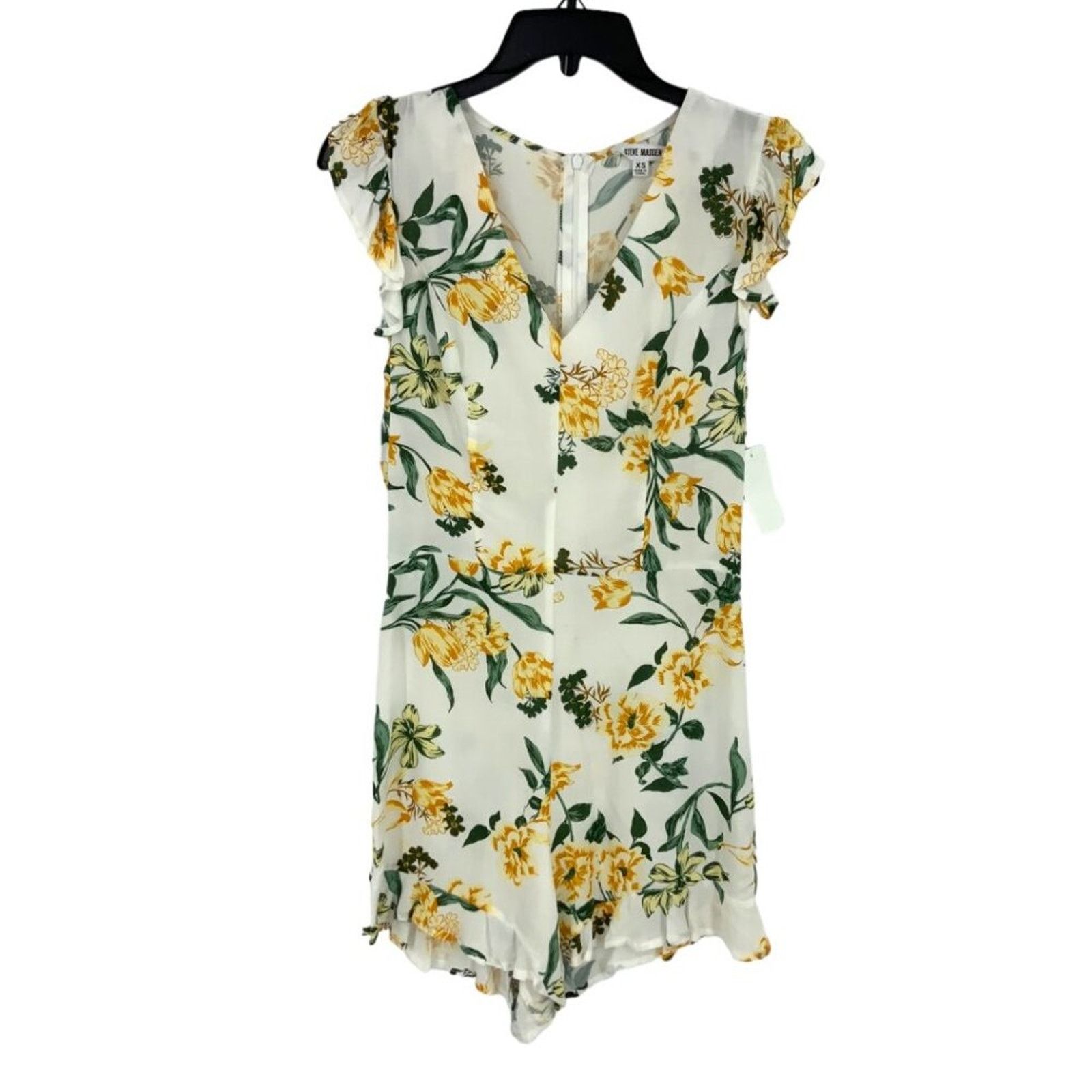 Steve Madden Steve Madden Floral V Neck Flutter Sleeve Romper XS NWOT Size 26" / US 2 / IT 38 - 6 Thumbnail