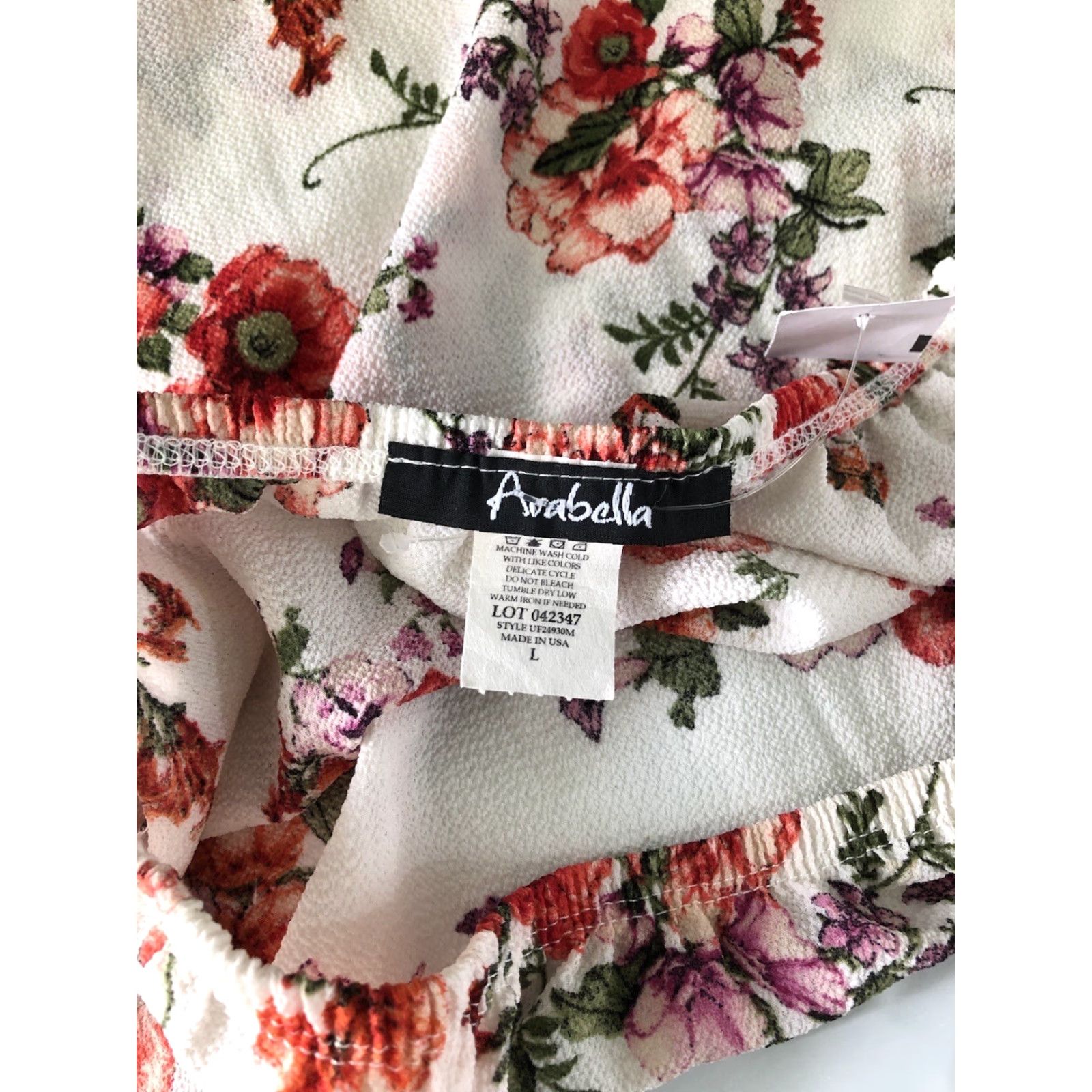 Vintage NWT off shoulder Flowy top L ivory floral LaceUp flutter sleeve Peasant Romantic Size L / US 10 / IT 46 - 5 Thumbnail