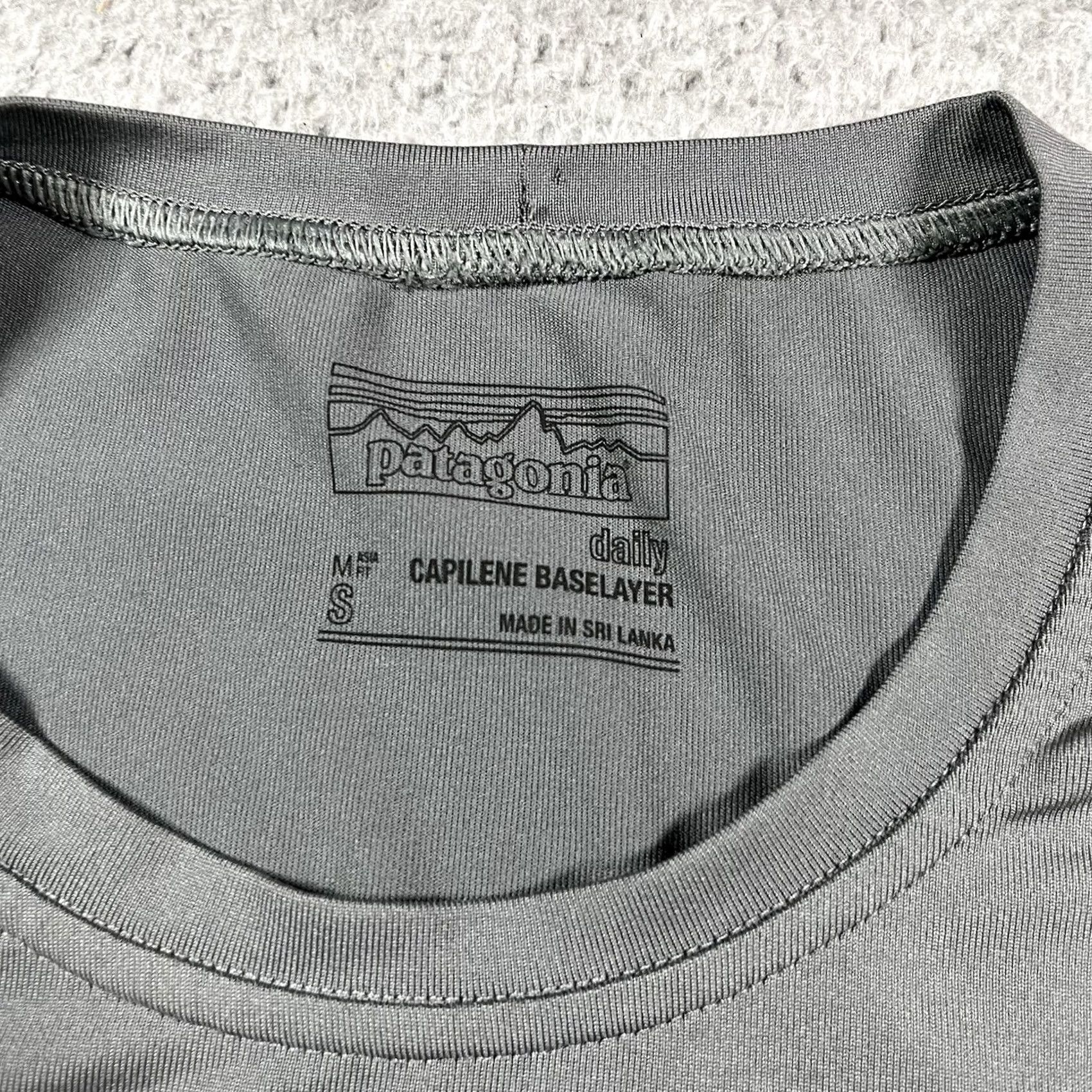 Patagonia Patagonia Shirt Mens S Gray Short Sleeve Base Layer Dogfish Head Logo Size US S / EU 44-46 / 1 - 6 Thumbnail