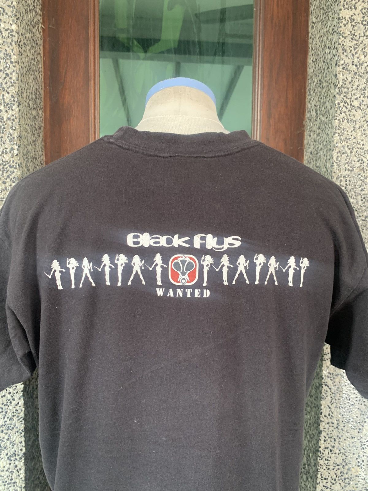 Vintage Vintage Black Flys Skateboards / Modern Streetwear T shirt Size US L / EU 52-54 / 3 - 6 Thumbnail
