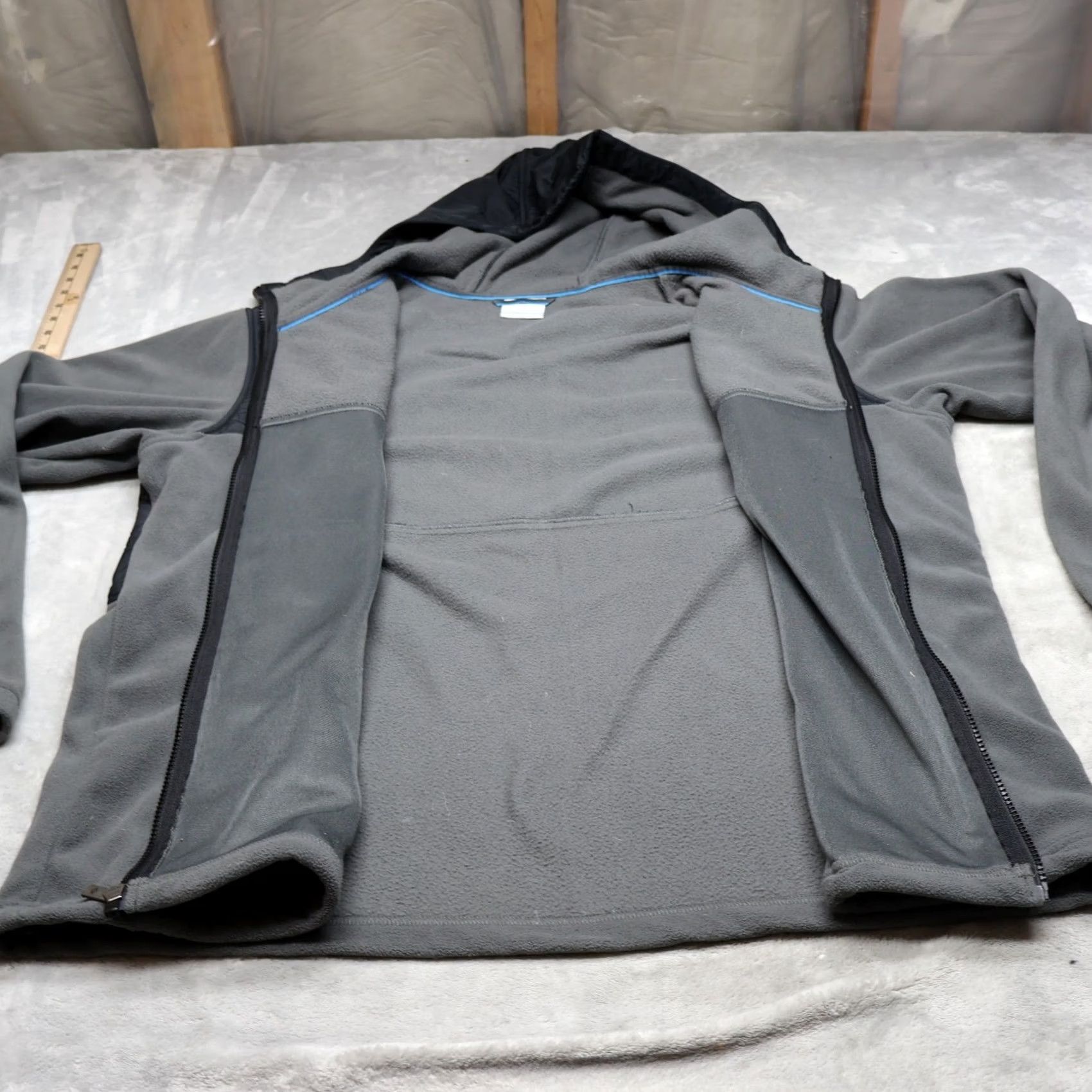 Vintage Columbia Jacket Mens XL Gray Fleece Full Zip Hiking Outdoor Casual Jacket Size US XL / EU 56 / 4 - 5 Thumbnail