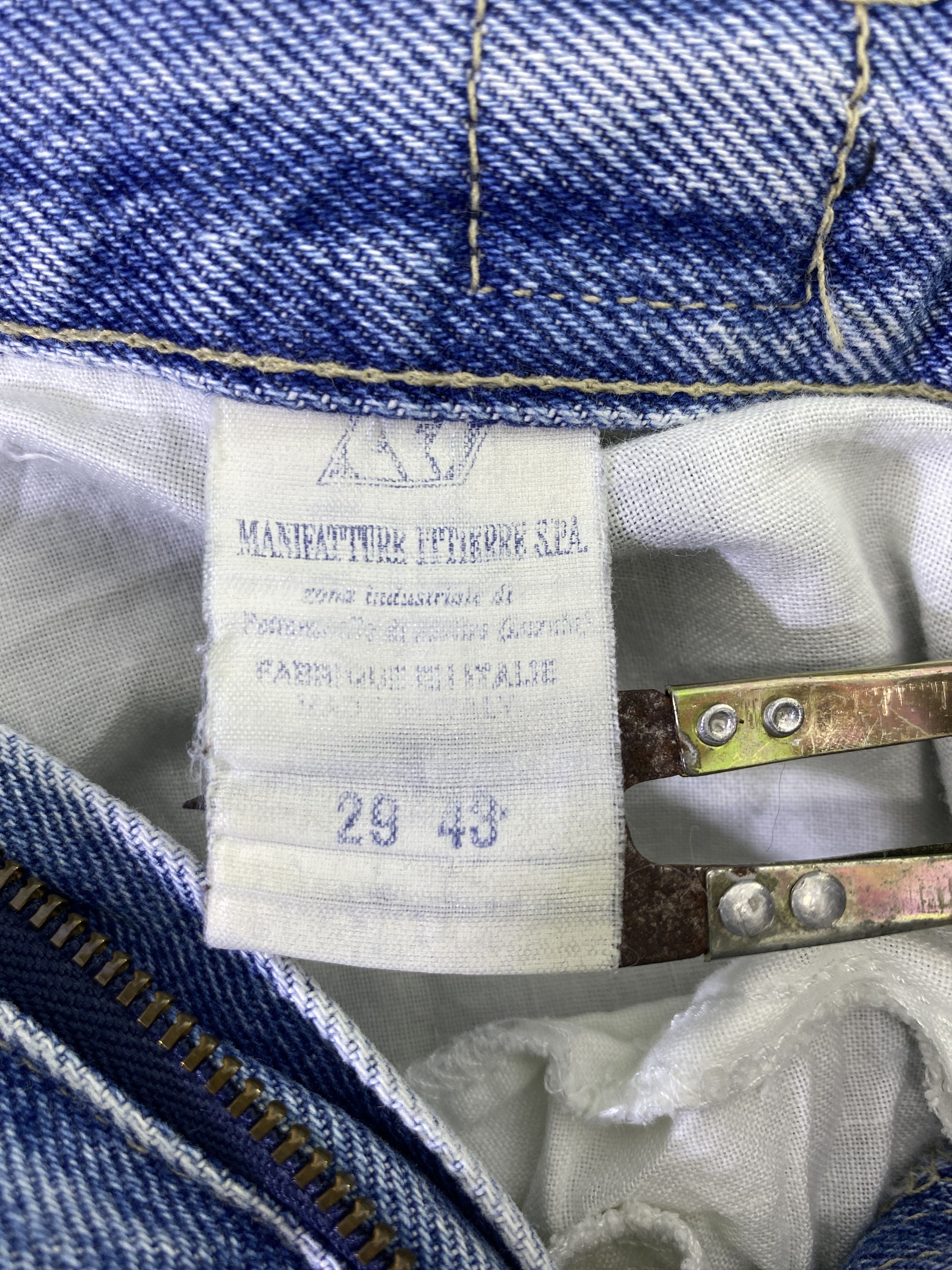 Versace Versace Distressed Blue Wash Jeans - J957 Size US 27 - 12 Thumbnail