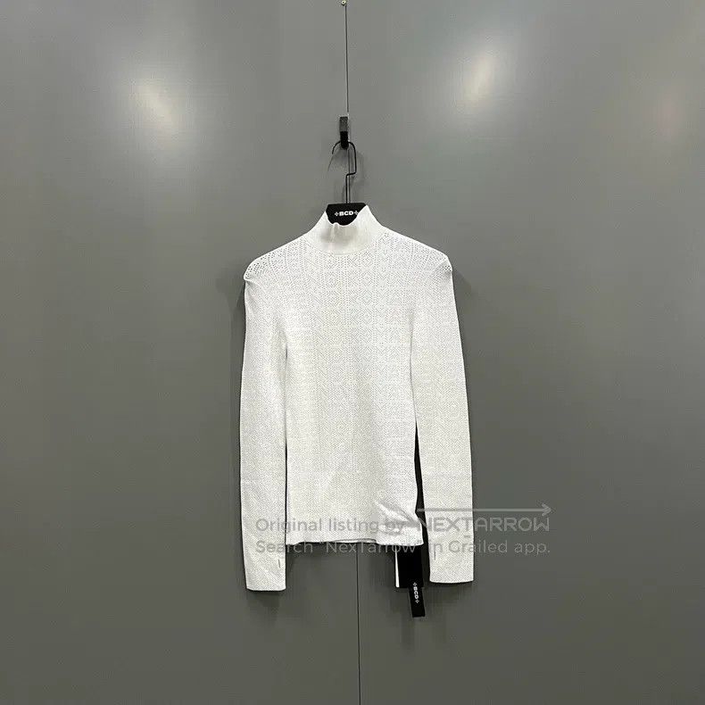 Fendi Fendi White Cutout Logo High-Neck Sweater Size S / US 4 / IT 40 - 1 Thumbnail