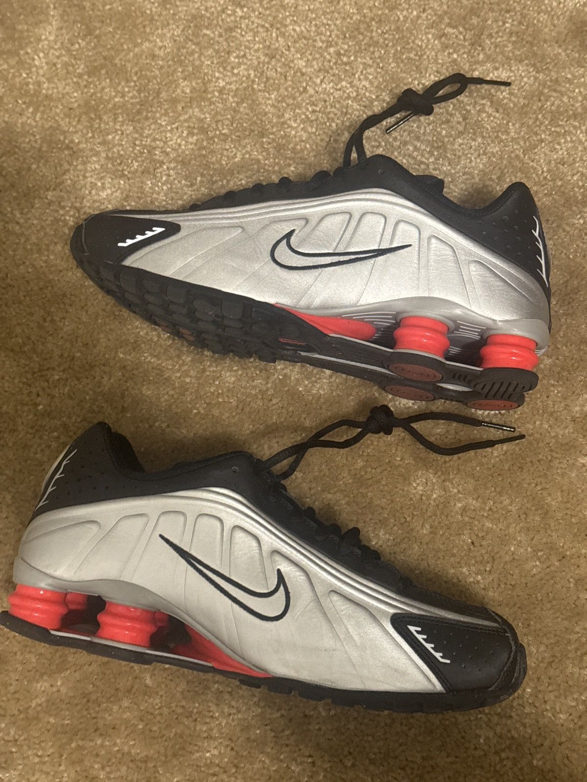 Nike shox R4