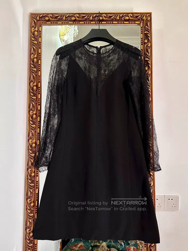 Valentino Valentino Silk V-neck dress little black dress Size M / US 6-8 / IT 42-44 - 1 Thumbnail