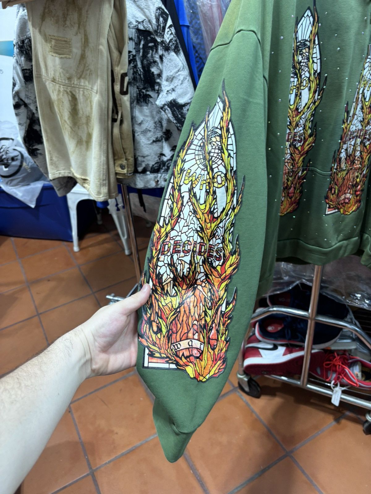 Who Decides War WHO DECIDES WAR FLAME GLASS HOODED SWEATSHIRT Size US L / EU 52-54 / 3 - 3 Thumbnail
