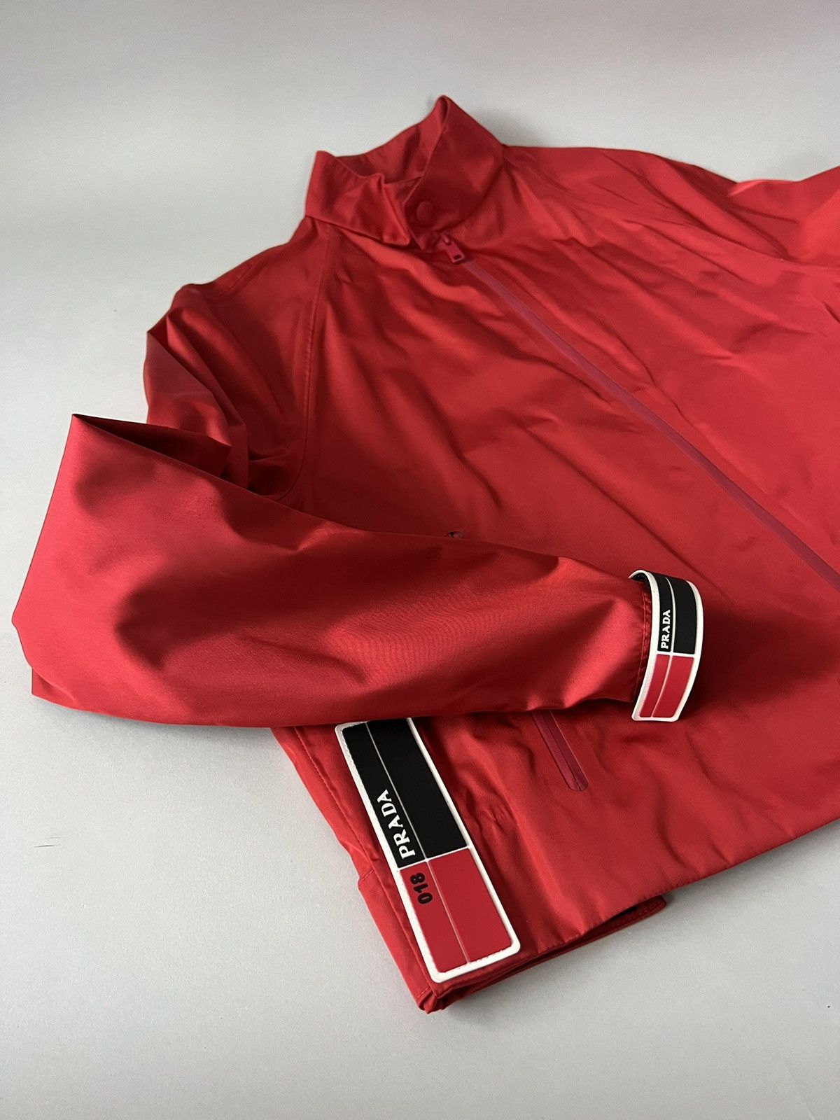Prada Prada Nylon Gabardine Jacket Size US L / EU 52-54 / 3 - 6 Thumbnail