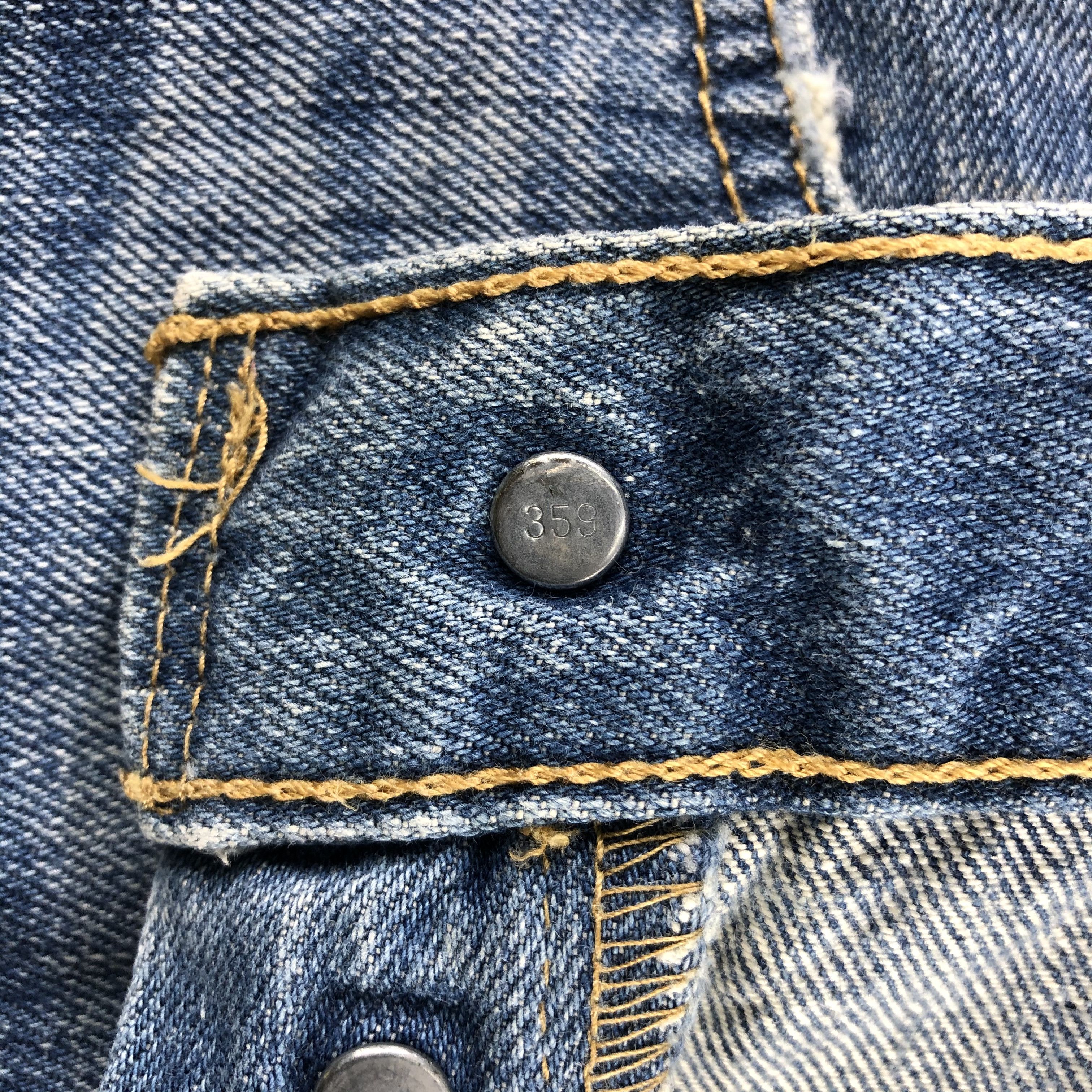 Levi's Vintage Blue Wash Levis 501 Jeans-JM2825 Size US 34 / EU 50 - 12 Thumbnail