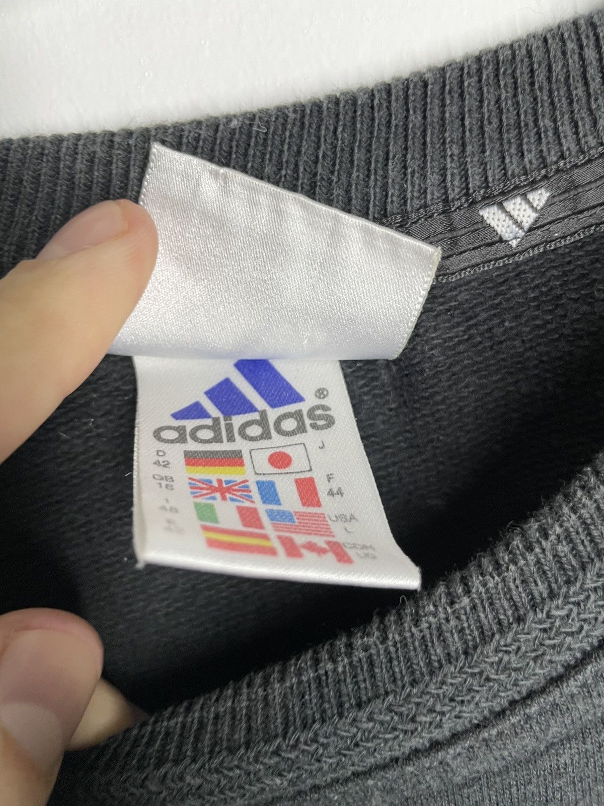 Adidas × Vintage Vibtage adidas 90s embroidered sweatshirt Size US L / EU 52-54 / 3 - 4 Thumbnail