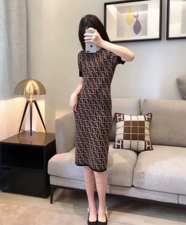 Fendi Fendi Dark Brown Logo Letter Full Print Crewneck Short Sle Size XS / US 0-2 / IT 36-38 - 8 Thumbnail