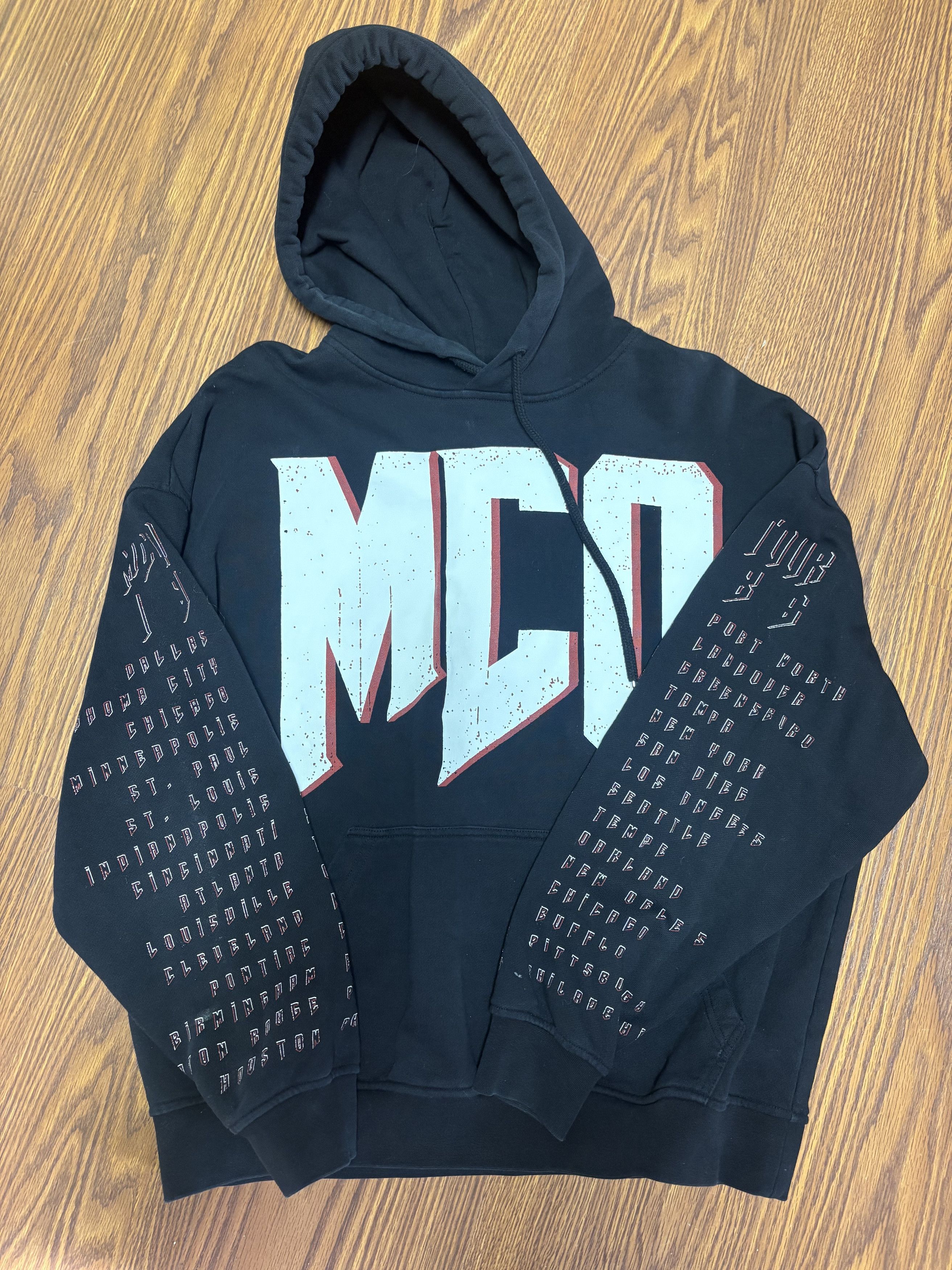 Alexander McQueen Alexander McQueen Women's Black and Red Hoodie Size US S / EU 44-46 / 1 - 1 Thumbnail