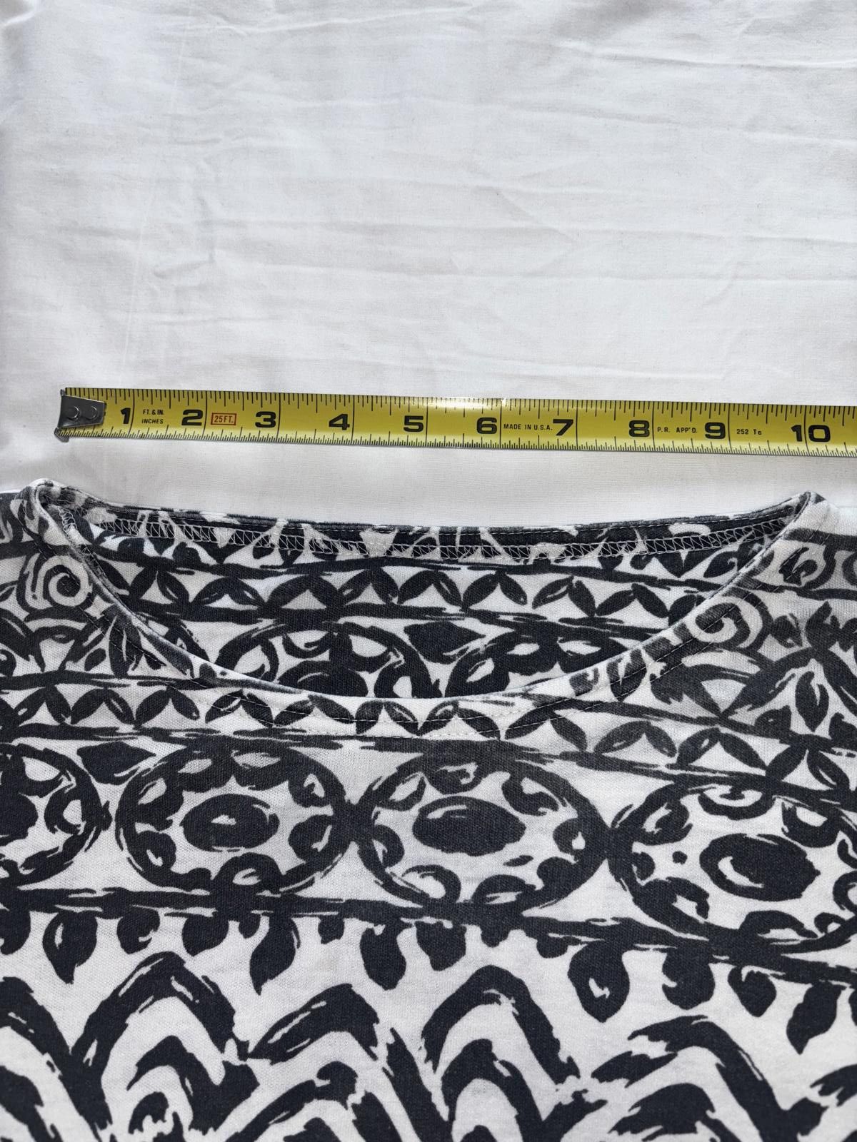 New York Yankees Vintage Chic Graphic Tee - Black and White Size M / US 6-8 / IT 42-44 - 7 Thumbnail