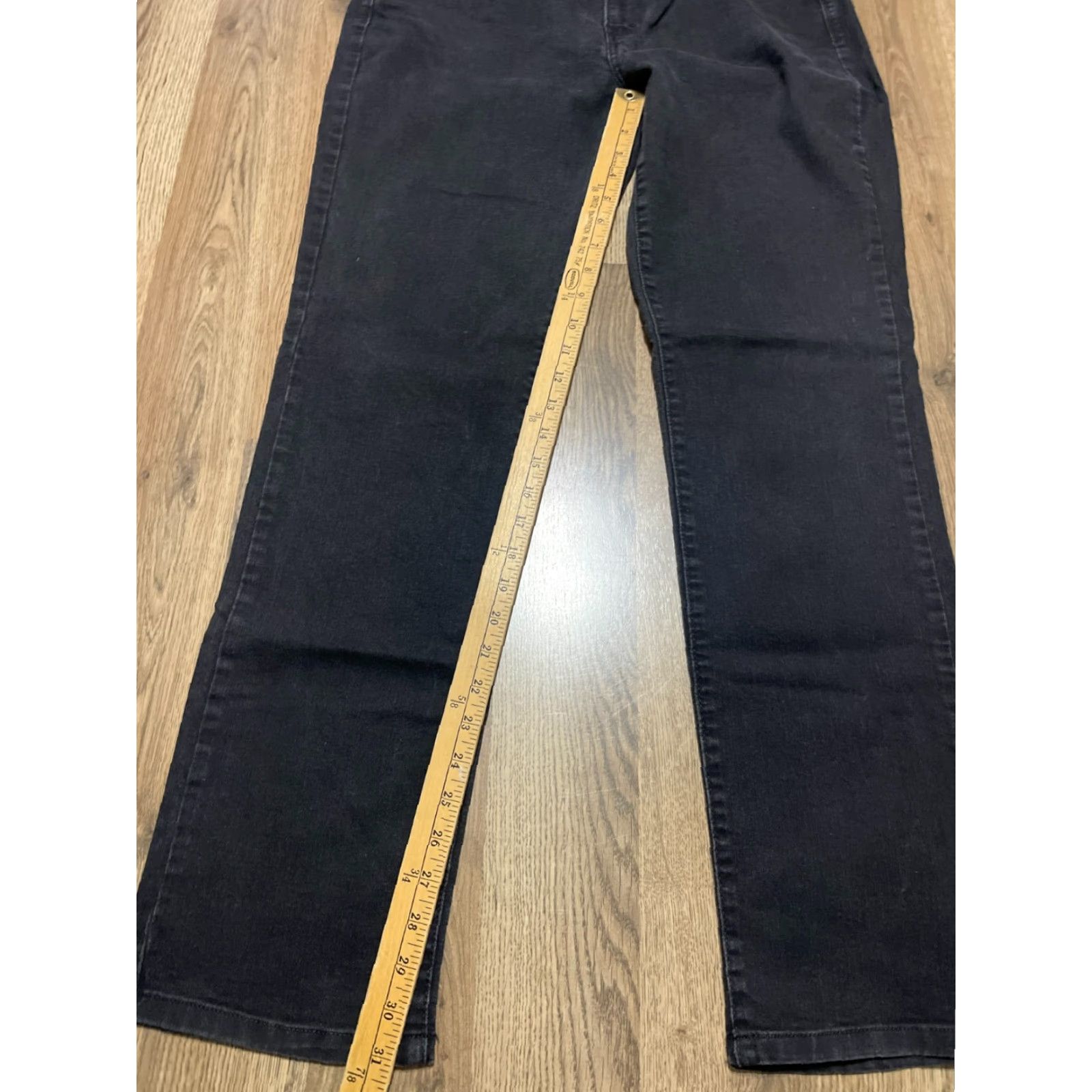 Levi's Levi's Jeans Women's Size 10 Black Denim 505 Straight Leg Pockets Size 32" / US 10 / IT 46 - 7 Thumbnail
