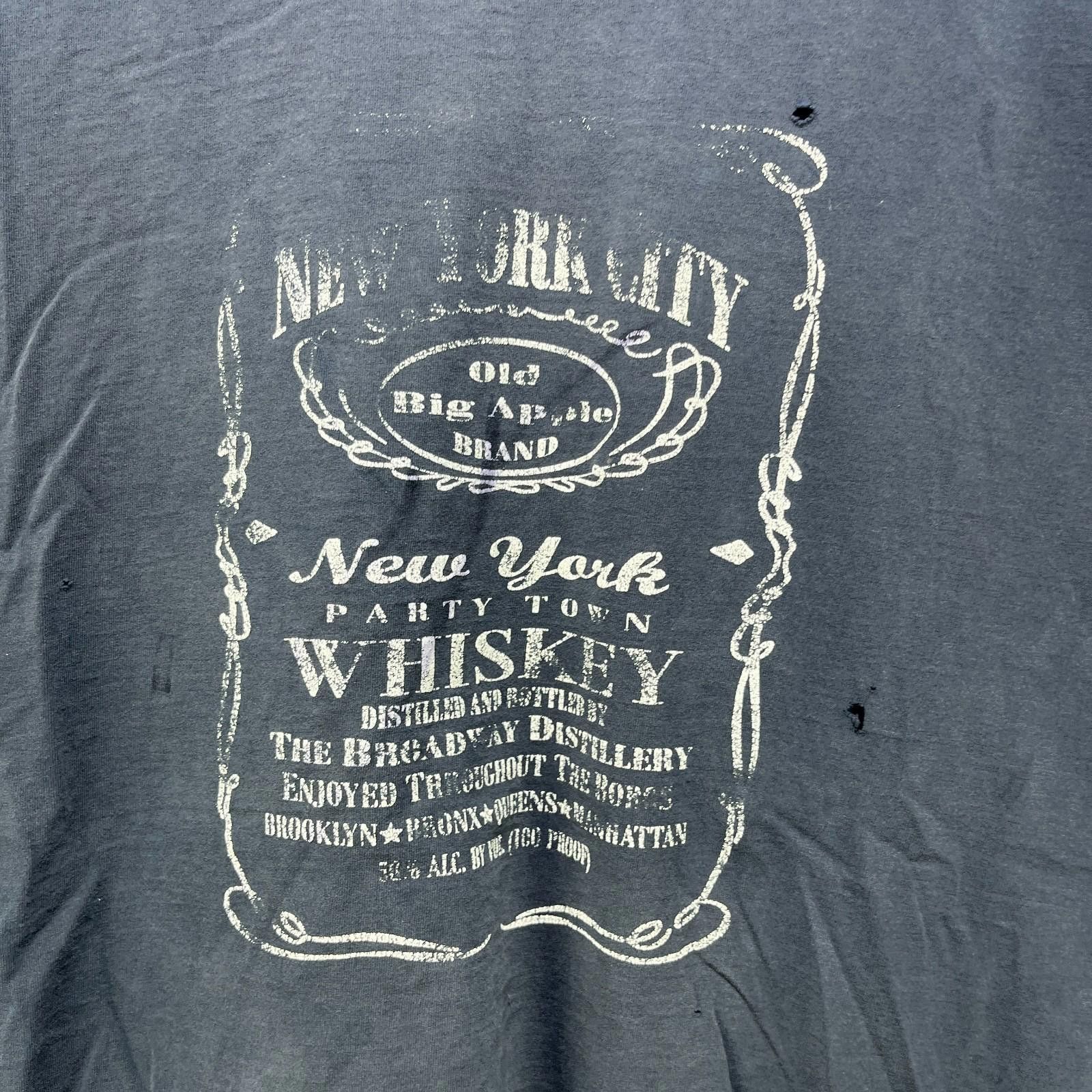 Vintage Vintage New York Sun Faded Black Whiskey T Shirt 2XL Size US XXL / EU 58 / 5 - 2 Thumbnail