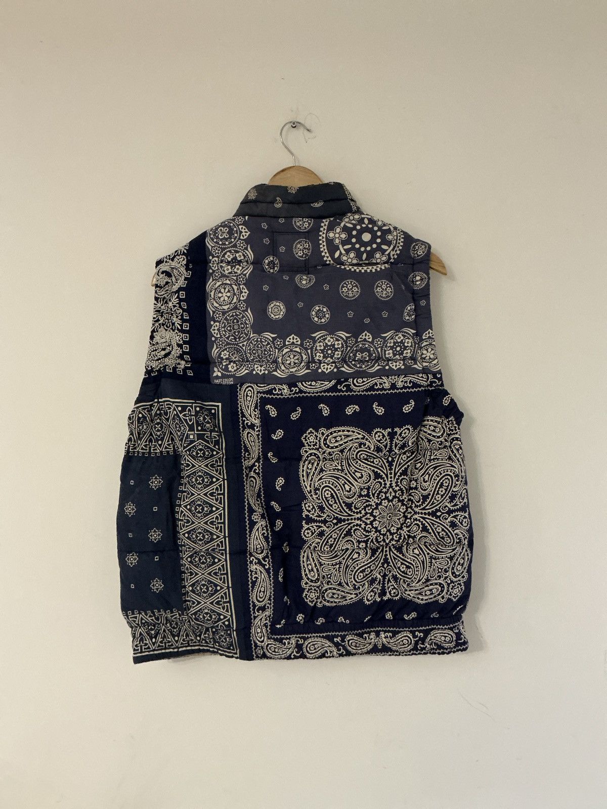 Visvim Insulator Down Vest Navy Sz 4 Bandana Size US XL / EU 56 / 4 - 2 Thumbnail