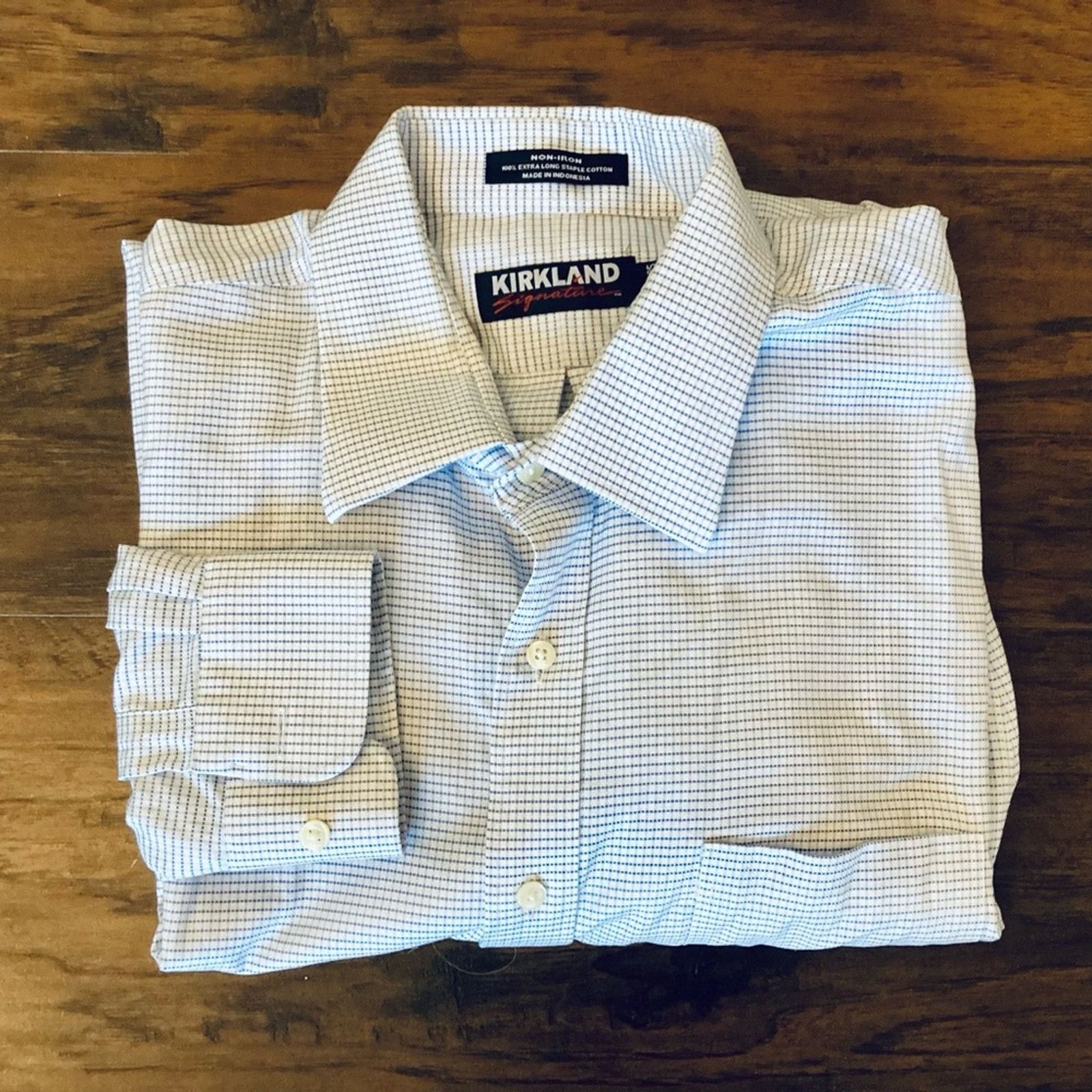 Kirkland Signature Kirkland Signature Button Down Size US XL / EU 56 / 4 - 1 Thumbnail