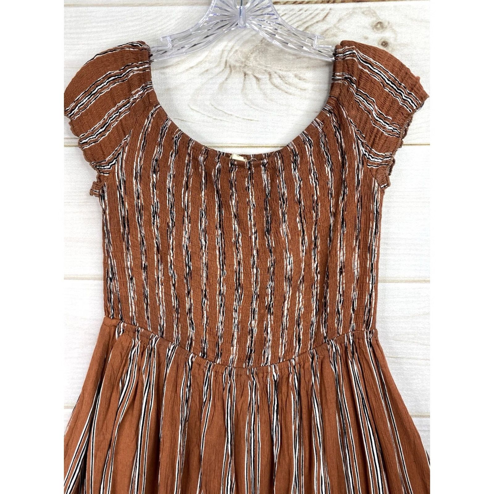 Vintage Hem & Thread Dress M Boho Chic Whimsy Festival Flowy On Off Shoulder Smocked Dress Size M / US 6-8 / IT 42-44 - 2 Thumbnail