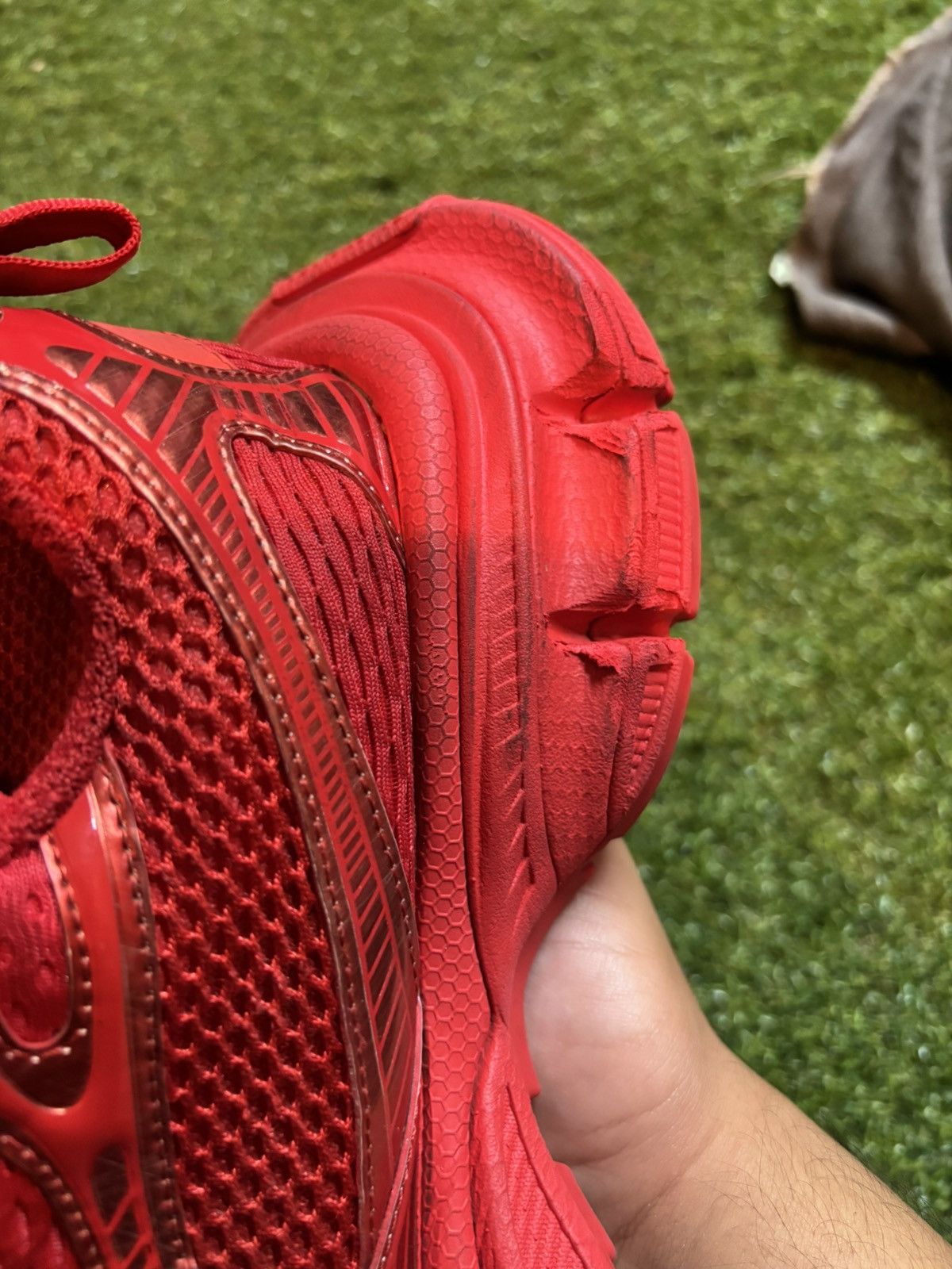 Balenciaga Balenciaga 3XL Red Size US 7 / EU 40 - 16 Thumbnail