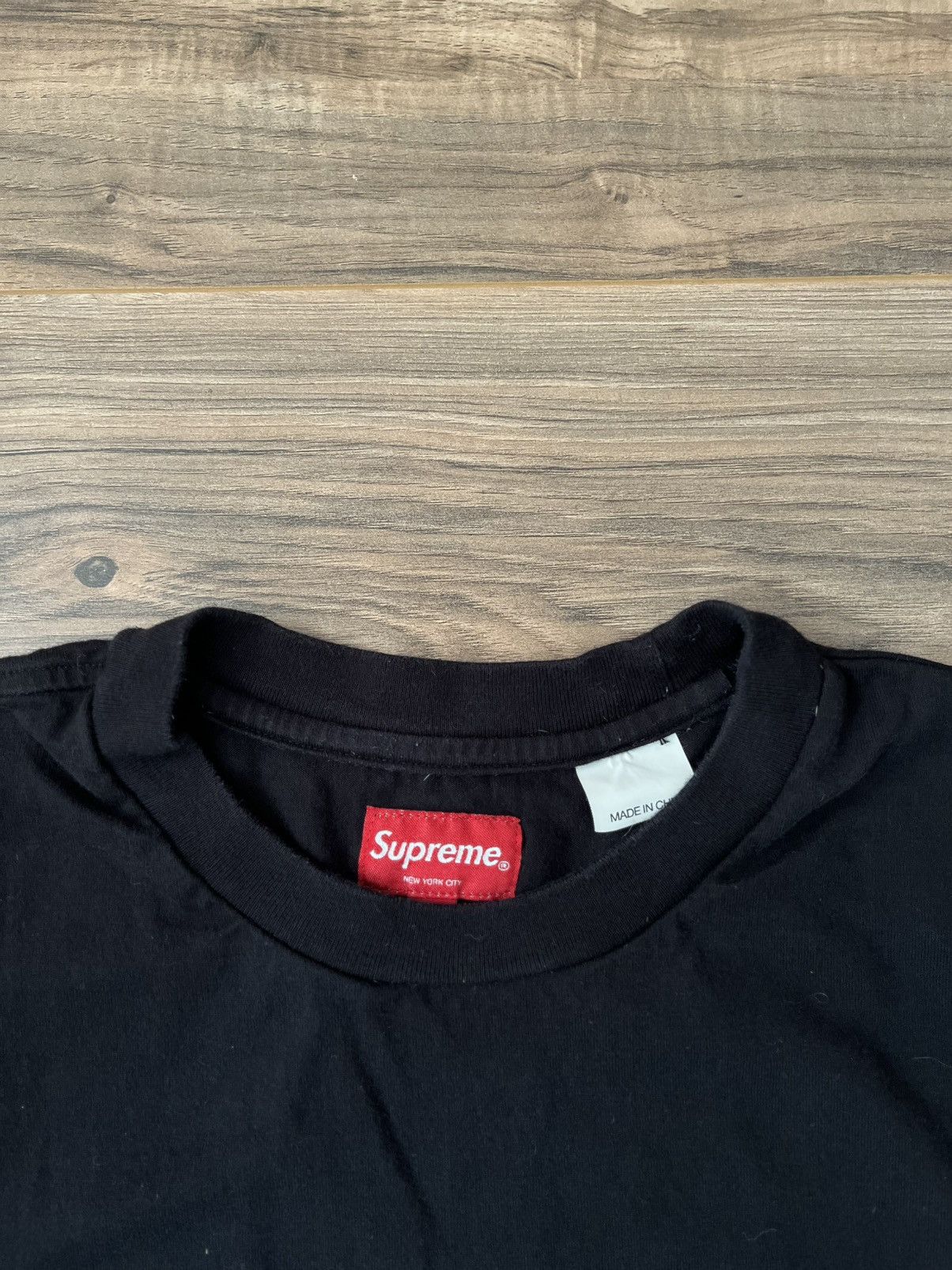 Supreme Supreme Property Label S/S Top Size US L / EU 52-54 / 3 - 7 Thumbnail