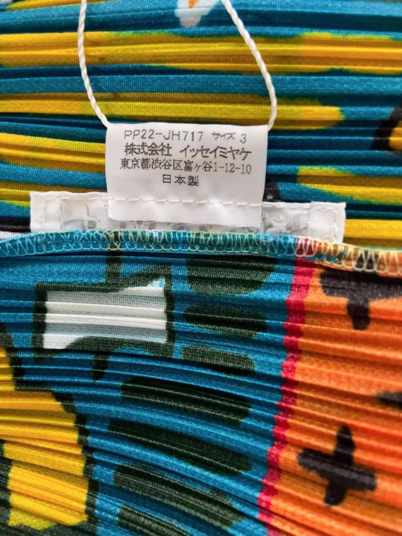 Issey Miyake Issey Miyake size:3 Blue and green pleated dress Size XS / US 0-2 / IT 36-38 - 6 Thumbnail