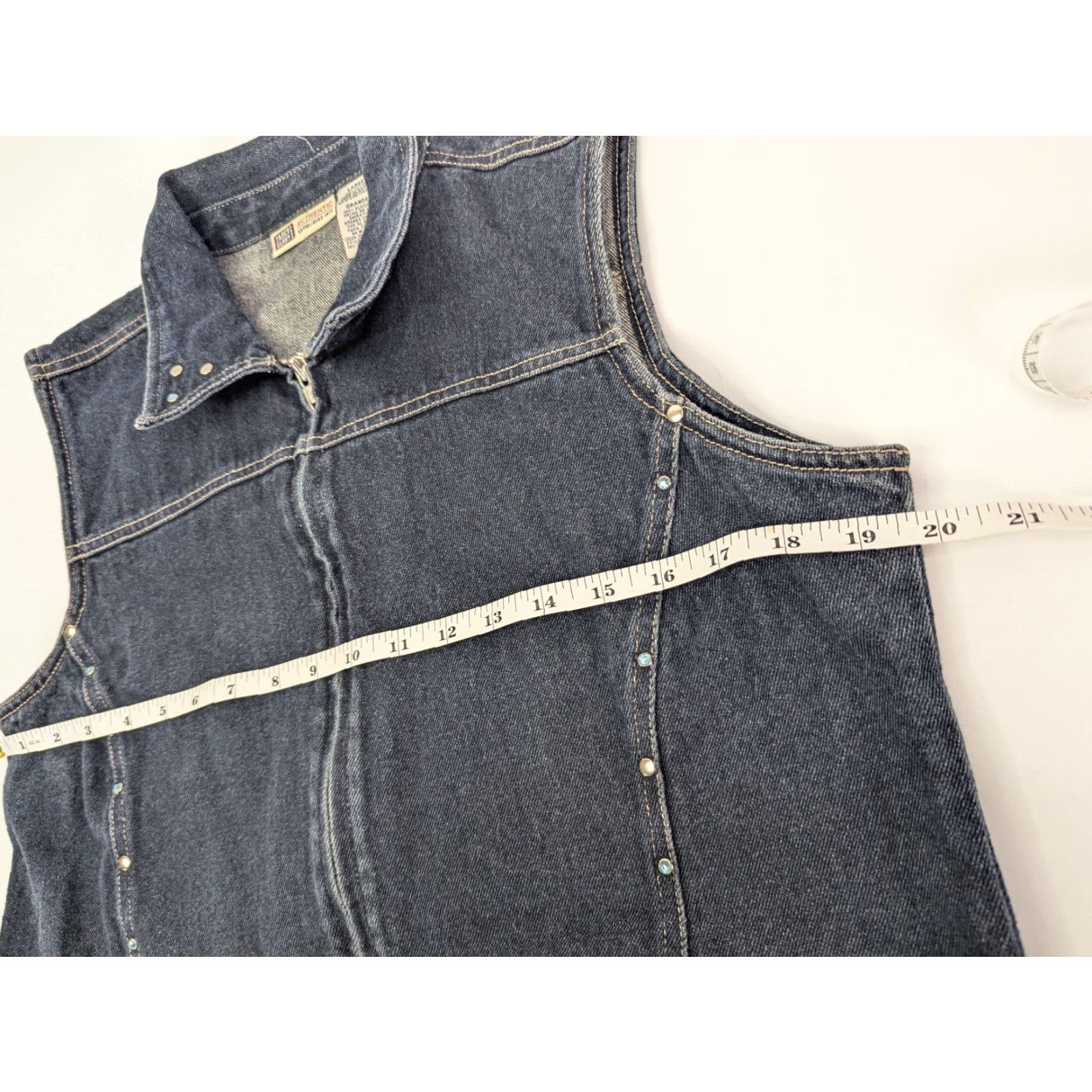 Faded Glory VINTAGE Faded Glory Denim Vest Womens Large Studded Rhinestone Adjustable Jacket/Coat Short Sleeveless Blue 90s Womens Vest Size L / US 10 / IT 46 - 5 Thumbnail