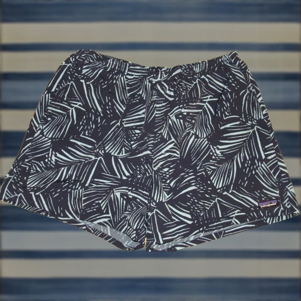 Patagonia PATAGONIA Blue Printed 5" Baggies Shorts XL Men XL Blue Athletic Shorts Size US 36 / EU 52 - 1 Thumbnail