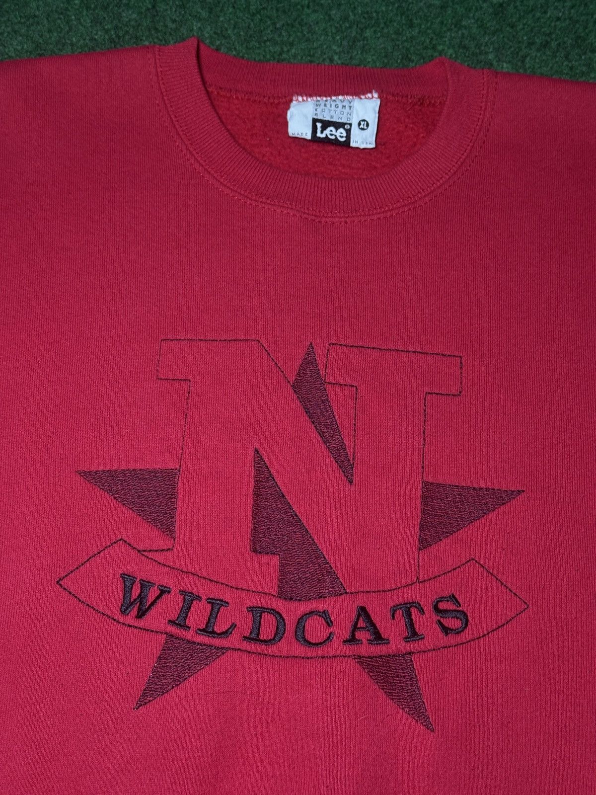 Lee × Vintage Vtg 90s Northwestern Wildcats Red Embroidered Retro Crewneck Size US XL / EU 56 / 4 - 2 Thumbnail
