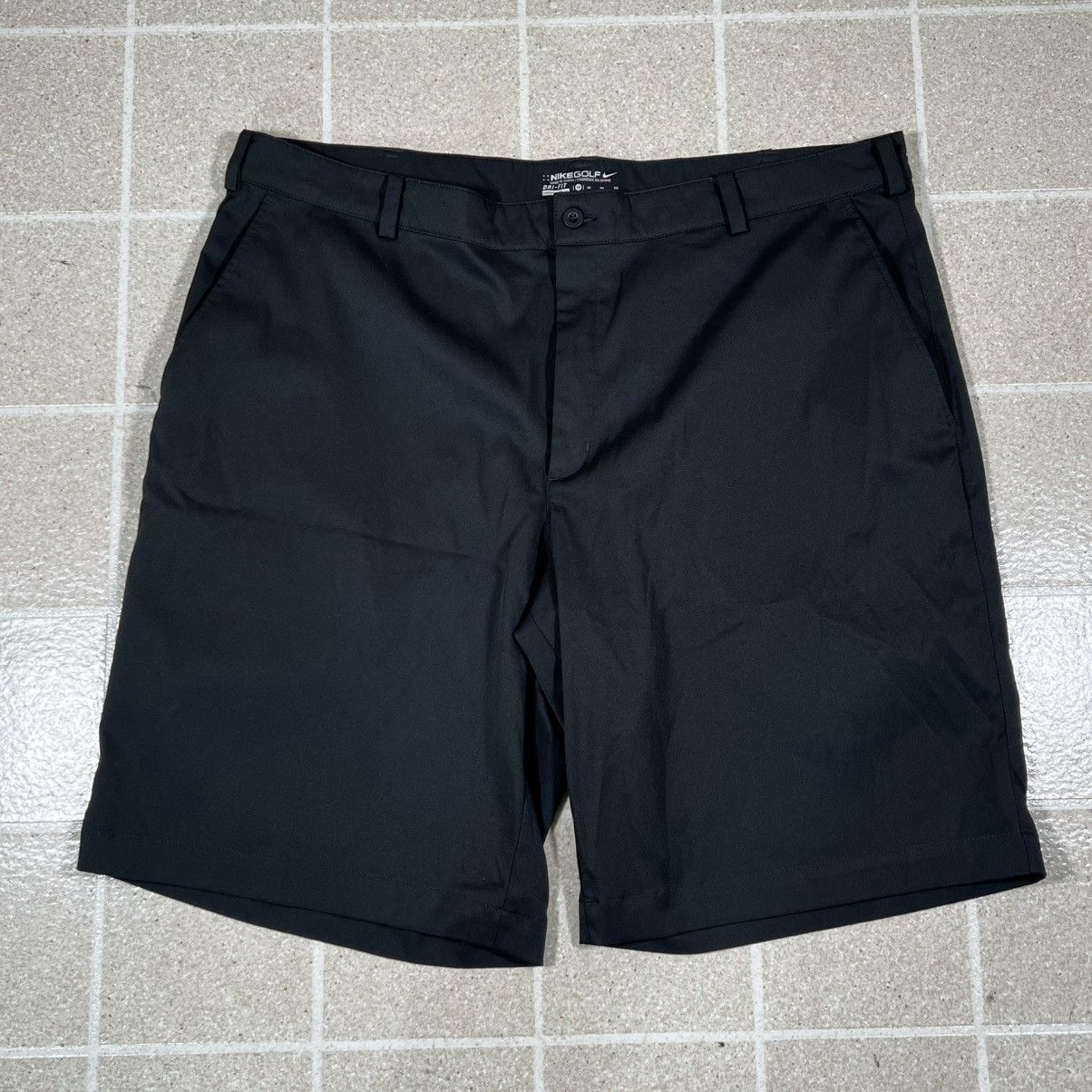 Nike Nike Golf Black Tour Performance Shorts Mens 40 Dri Fit Size US 40 / EU 56 - 1 Thumbnail