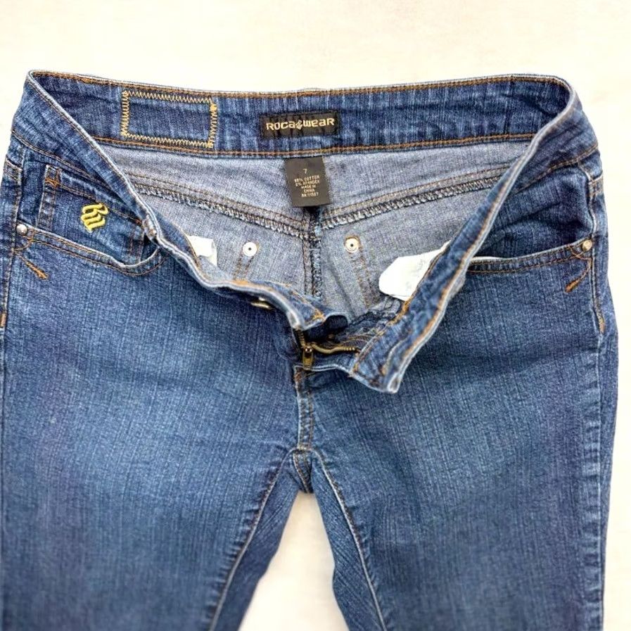 Rocawear VINTAGE Rocawear Jeans Womens Low Rise Embellished Embroidered Pockets Skinny Size 7 Blue 5-Pocket Denim Cotton Spandex Slim 32in Inseam Size 28" / US 6 / IT 42 - 4 Thumbnail