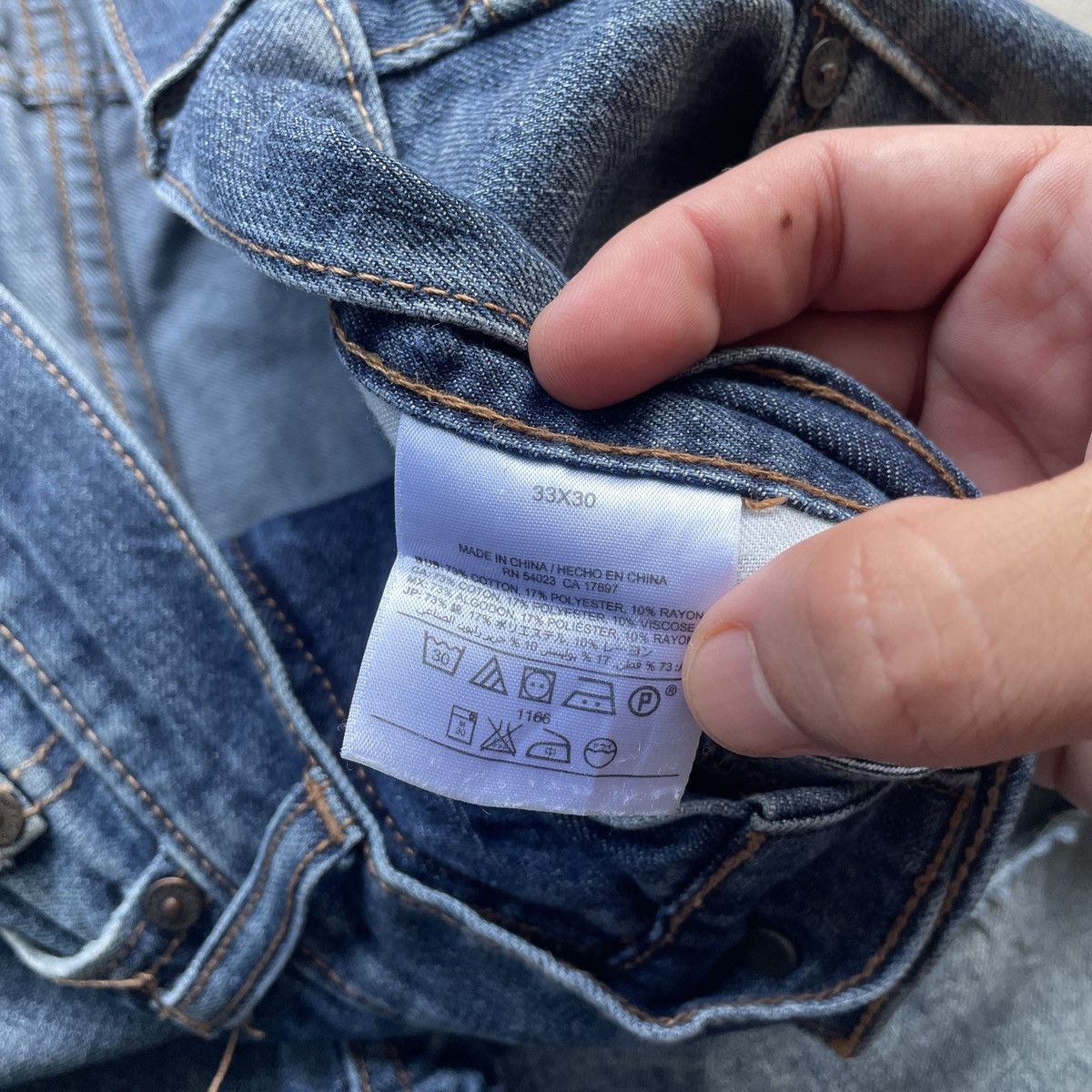 Japanese Brand Vintage Japanese Old Navy Faded Jeans Denim Distressed Pants Size US 34 / EU 50 - 9 Thumbnail