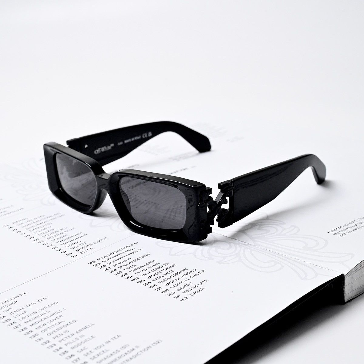 Off-White OFF WHITE ROMA SUNGLASSES Size ONE SIZE - 1 Thumbnail