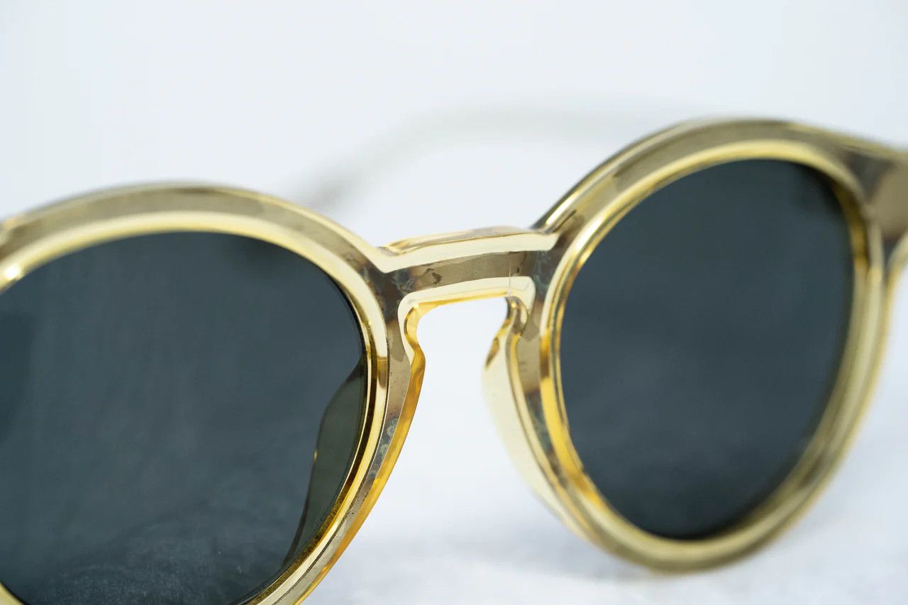 Dior × Kris Van Assche Kris Van Assche Sunglasses Round Yellow Clear and Grey Size ONE SIZE - 4 Thumbnail