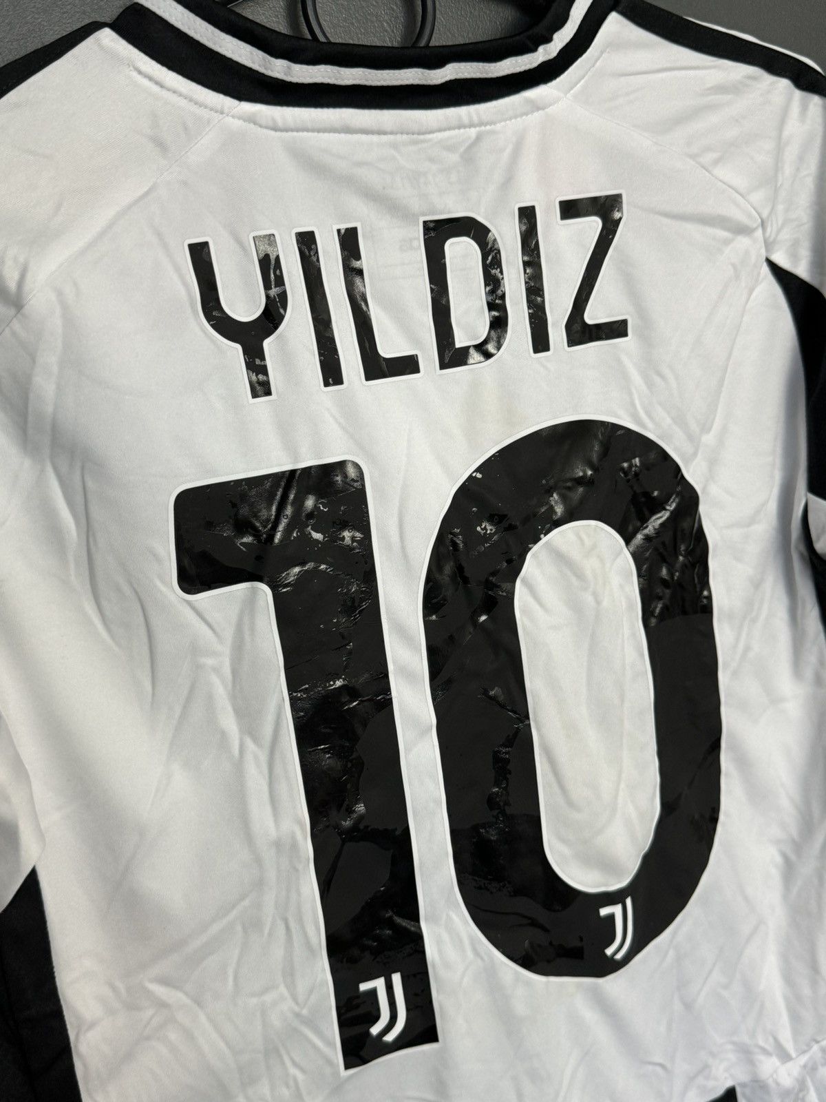 Adidas KIDS Juventus 24/25 Home Yildiz Football Jersey T-Shirt Size US XS / EU 42 / 0 - 3 Thumbnail