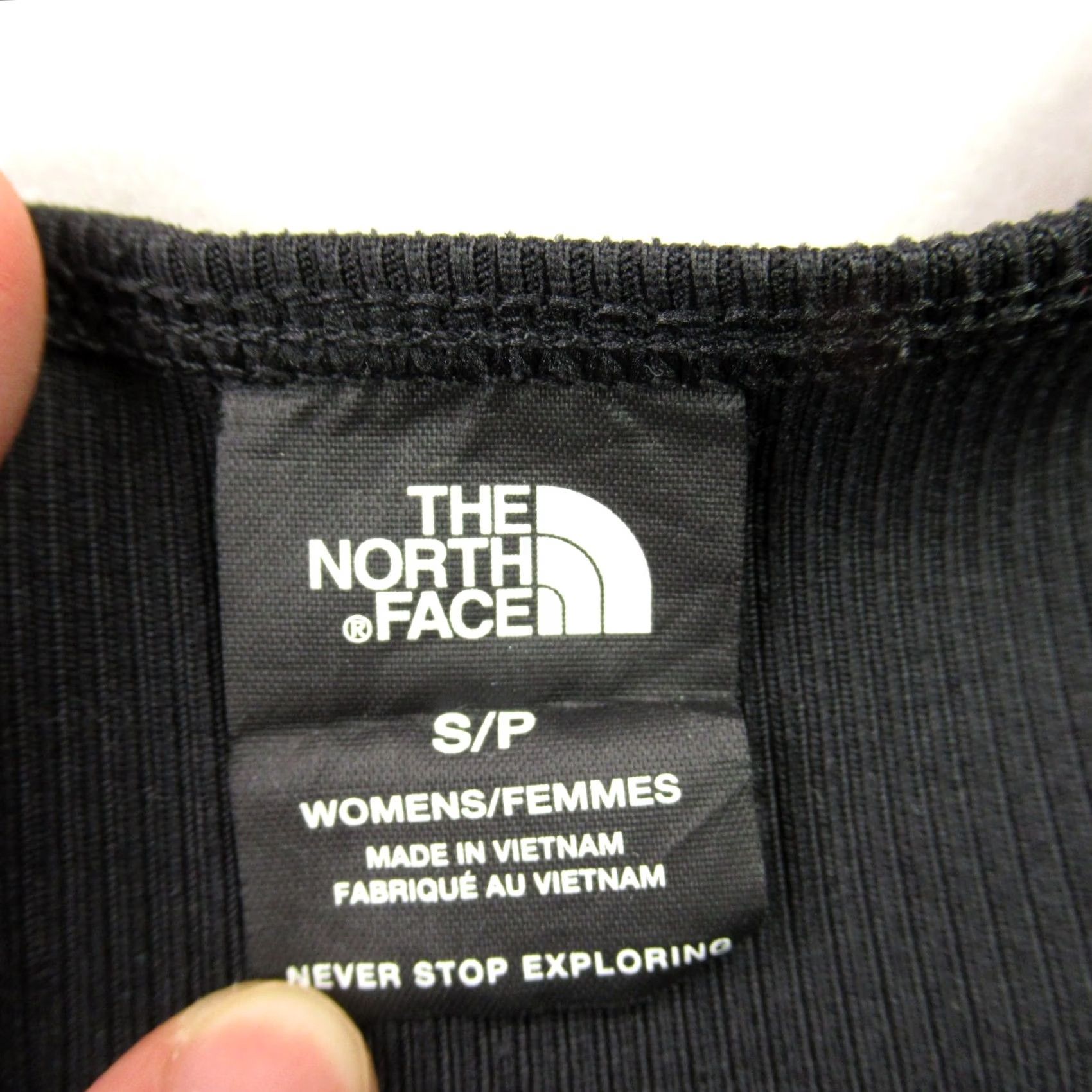 The North Face The North Face Tank Top Womens Small Black Sleeveless Lightweight Workout Size S / US 4 / IT 40 - 3 Thumbnail